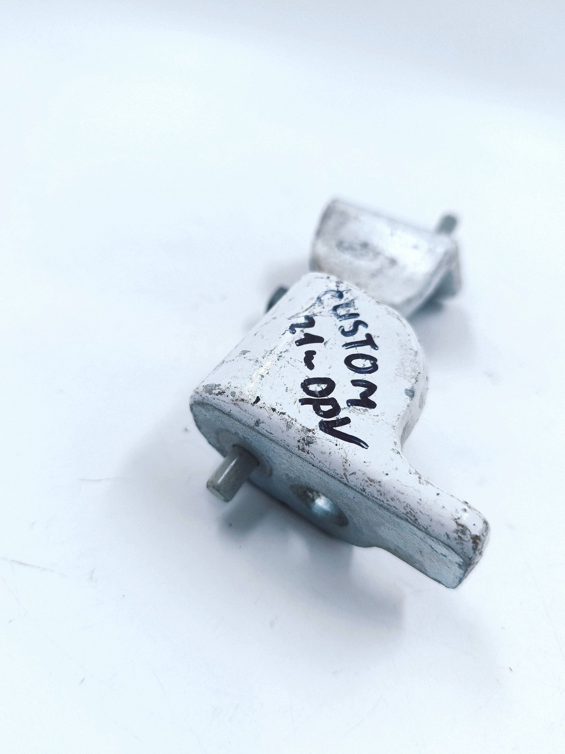 Ford Transit Custom Front Hinge VLO31345 image 4