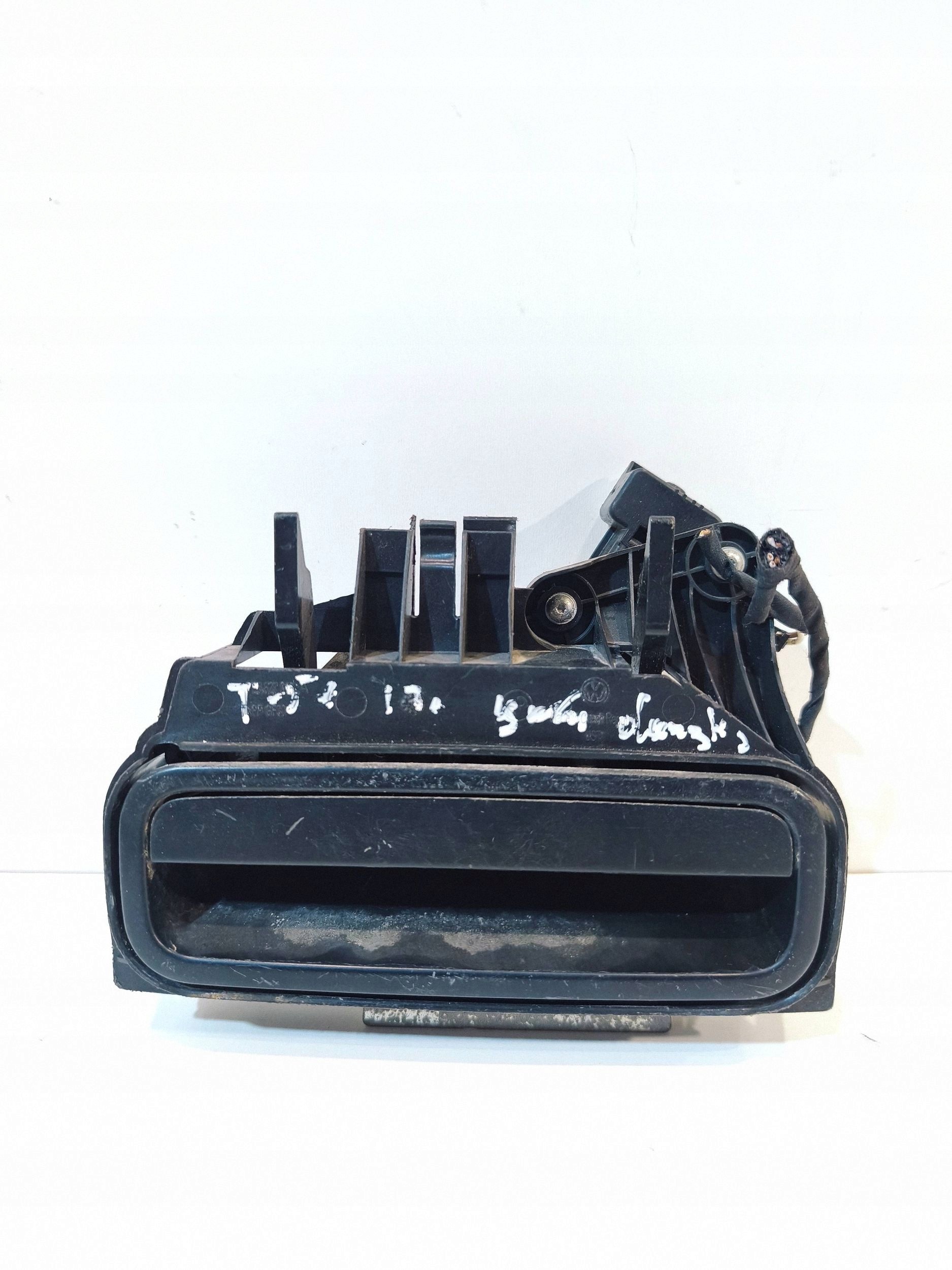 VW Caddy III Rear Tailgate Handle 7E5827315 image 2