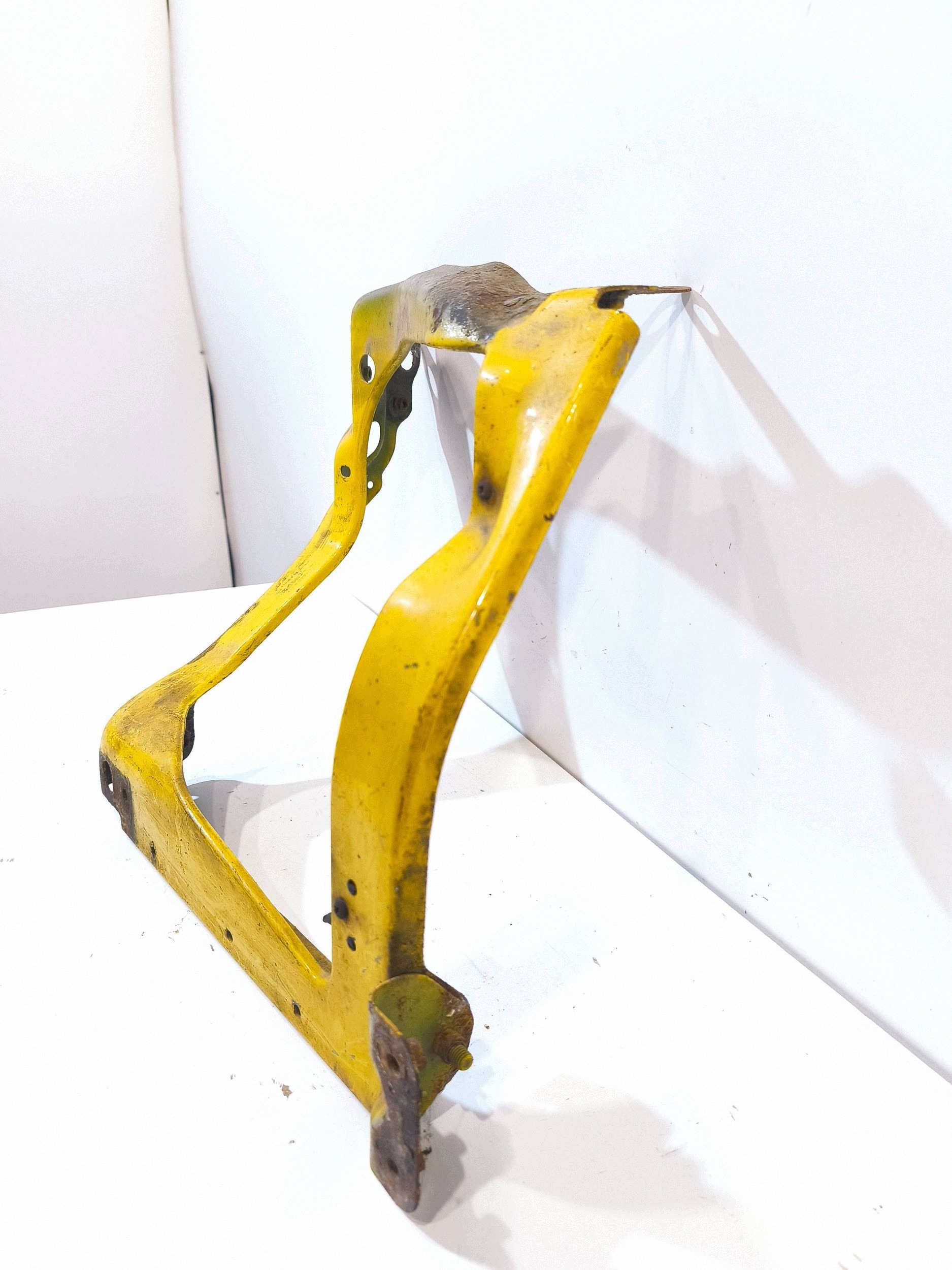 Suporte Farol Esquerdo Ford Transit 8C1113K020A image 4
