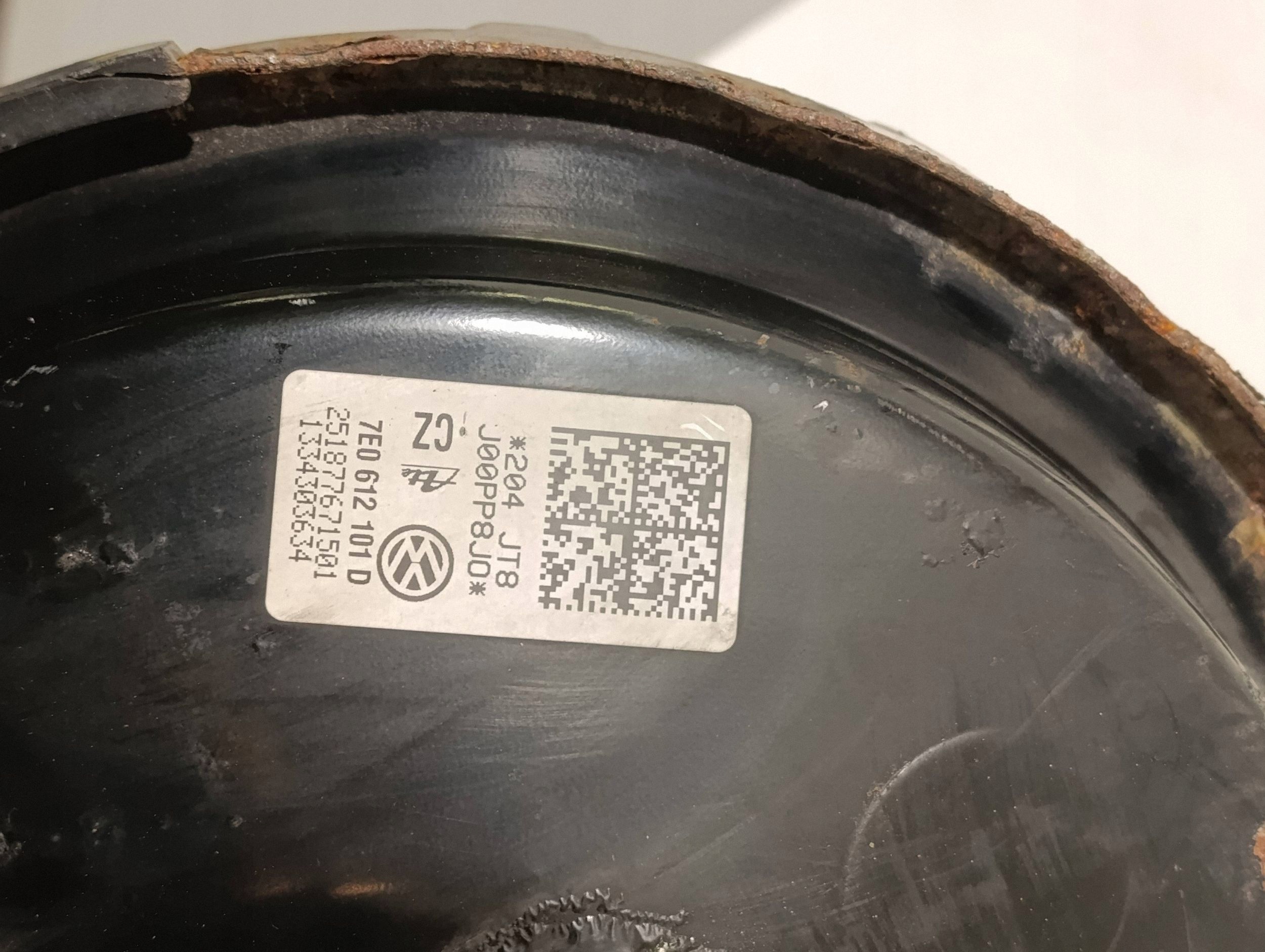 SERVO HAMULCOWE 7E0612101D VW T5