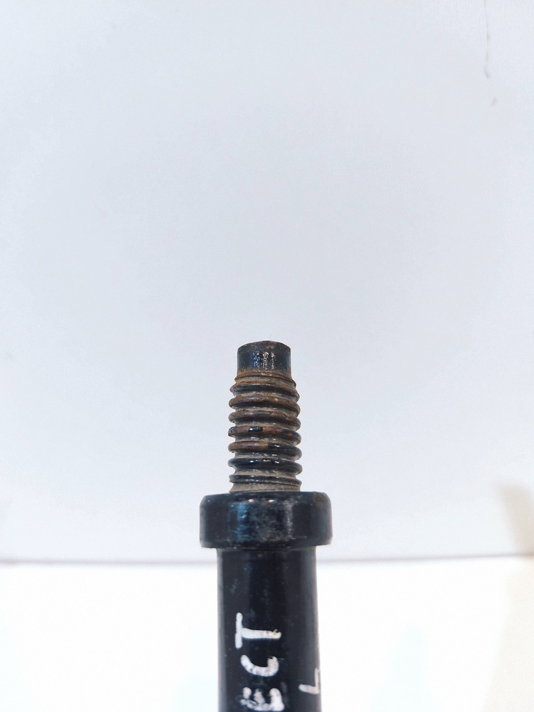 Ojo de remolque Ford Connect VLO30325 image 4
