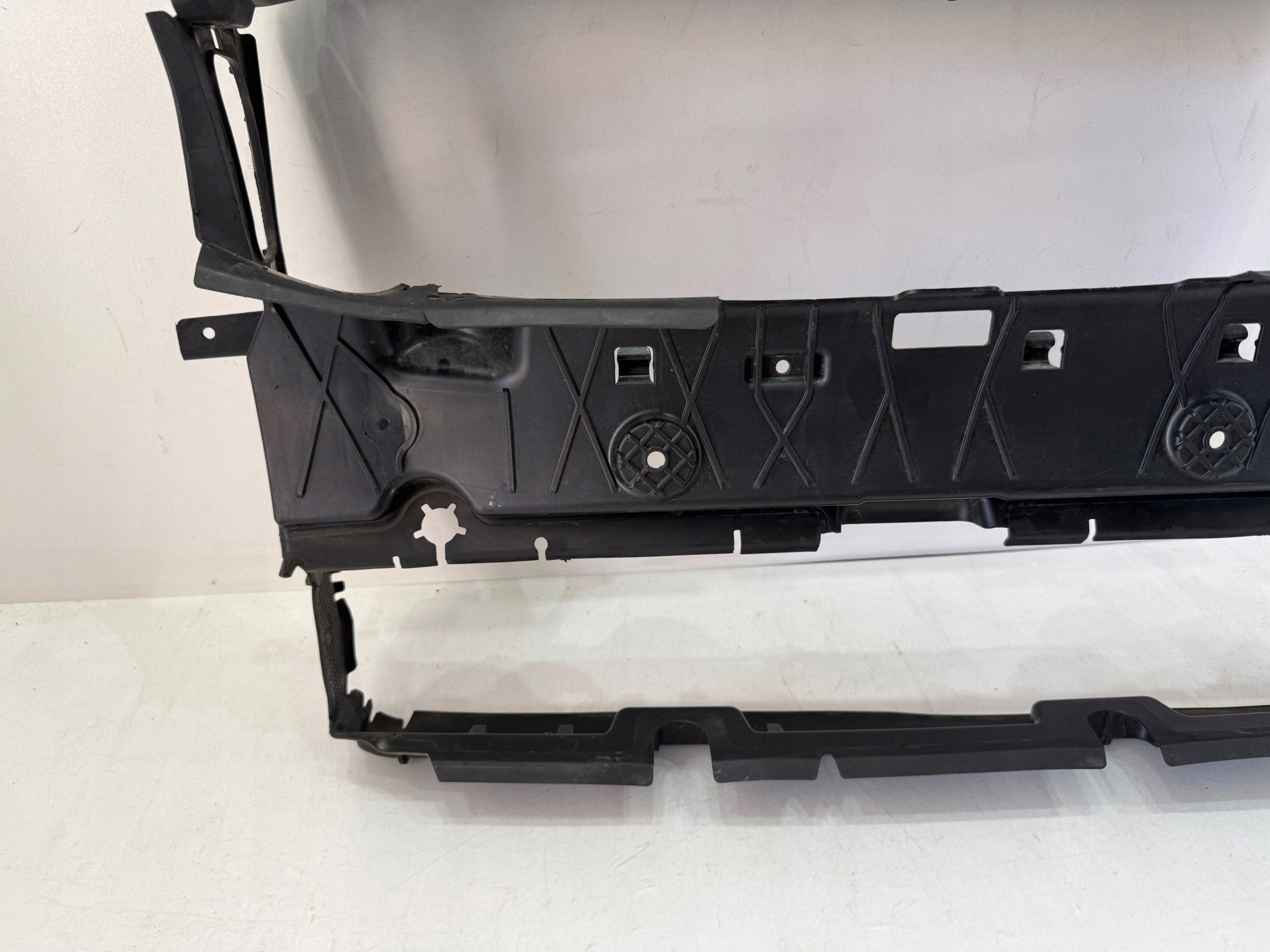 BMW 2 G42 Conduit d'air 8497281 image 4