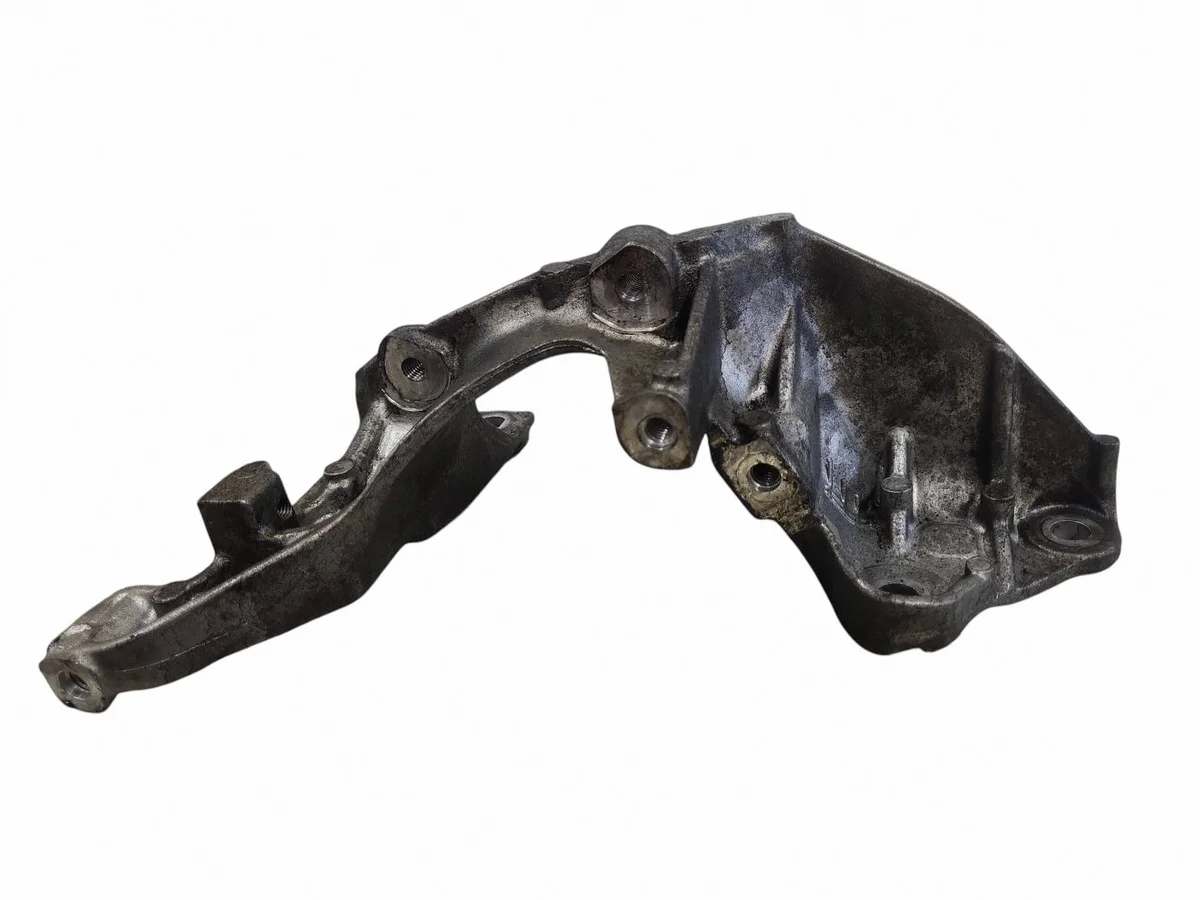 Support compresseur clim Mercedes C W205