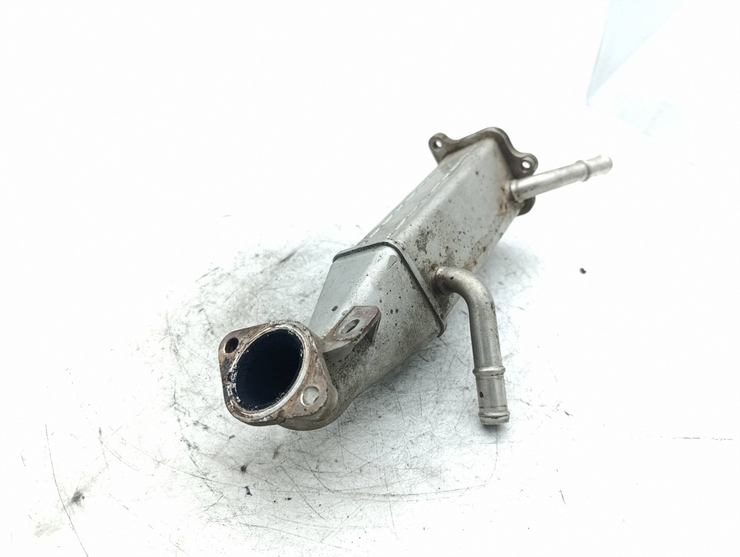 Radiateur Ford BK2Q9F4-64BE occasion image 3