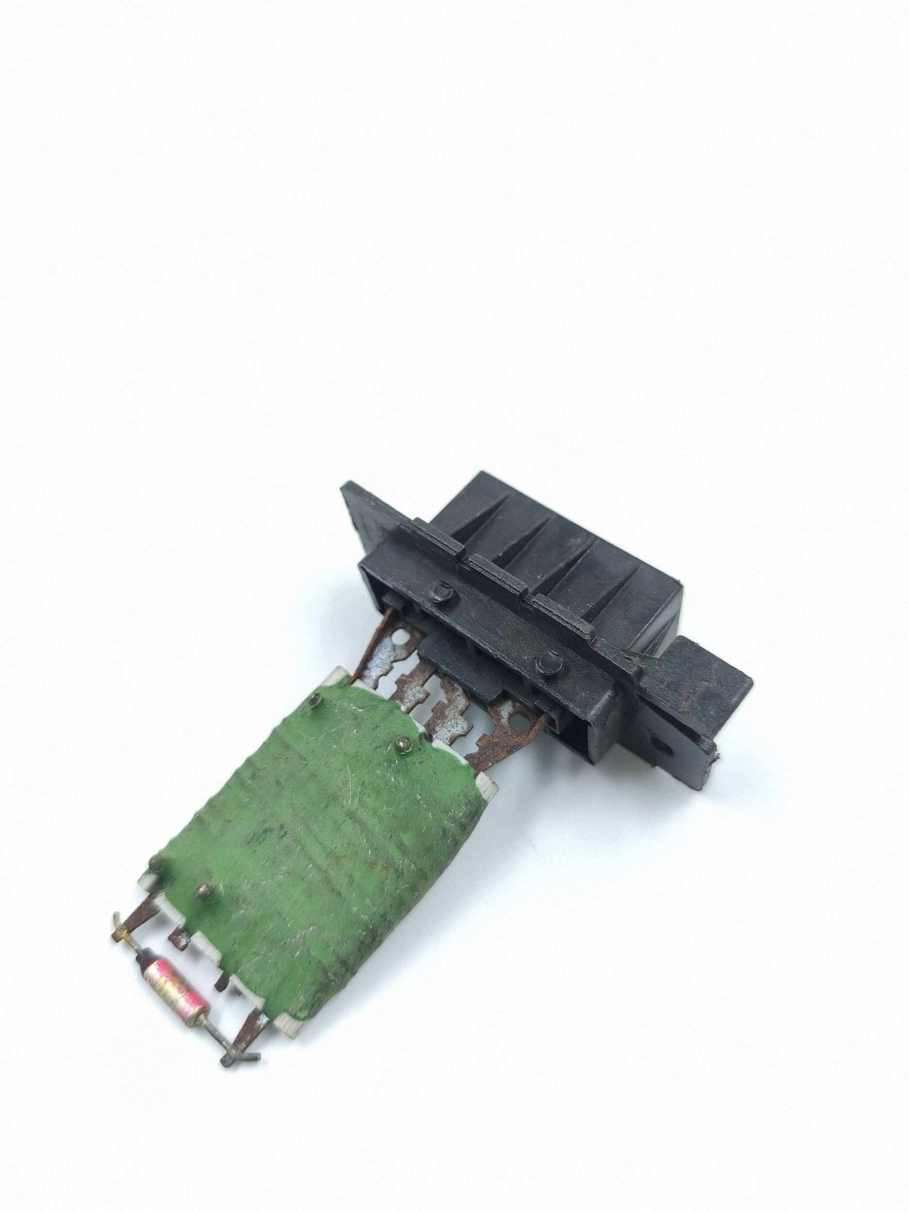 Opel Combo D blower resistor VLO27102 image 4