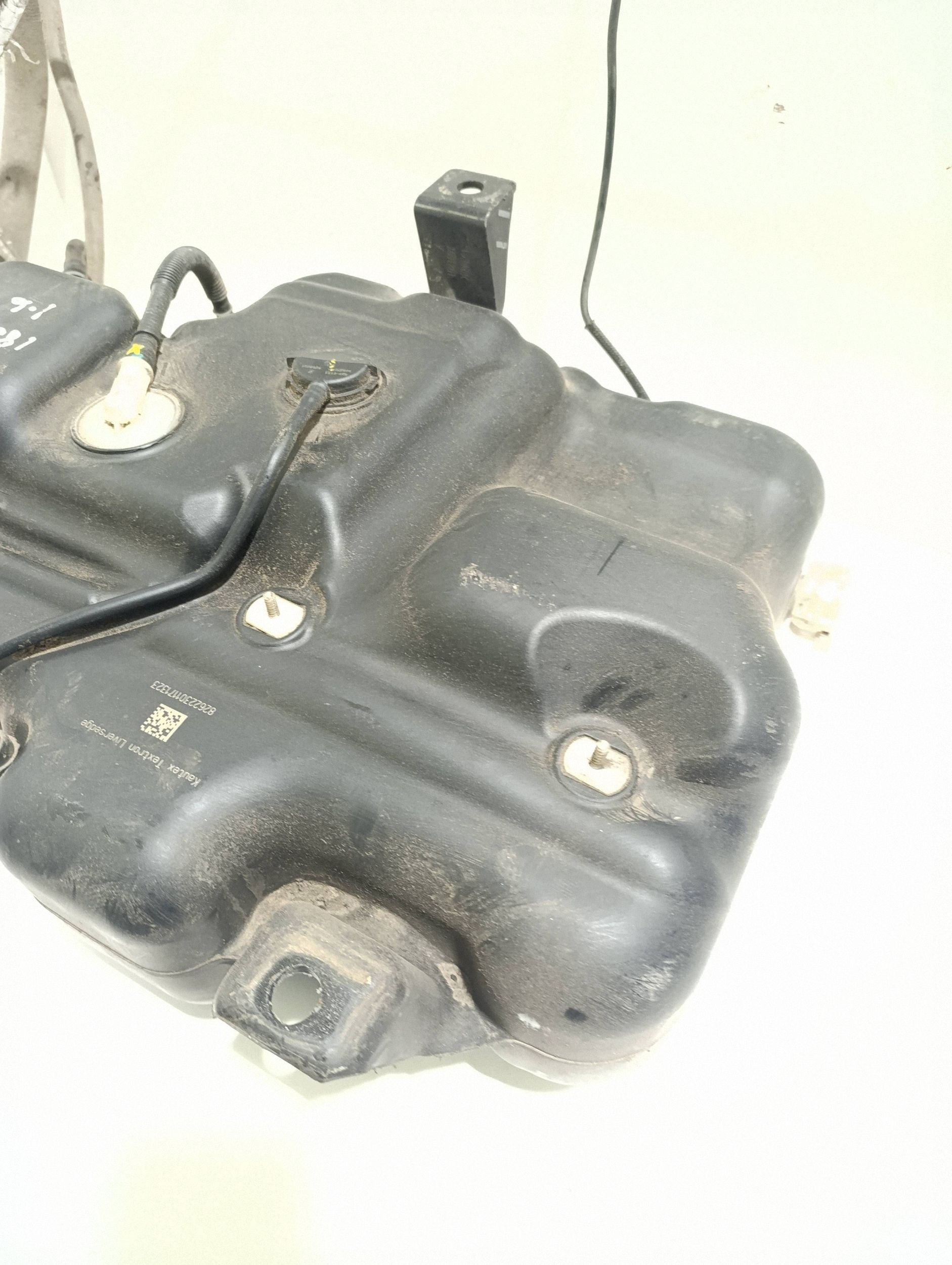 Opel Vivaro AdBlue-säiliö 0444040014