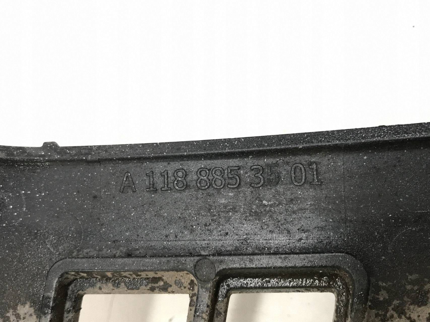 MERCEDES CLA Guarnizione Paraurti Anteriore Sinistra A1188853501 image 6