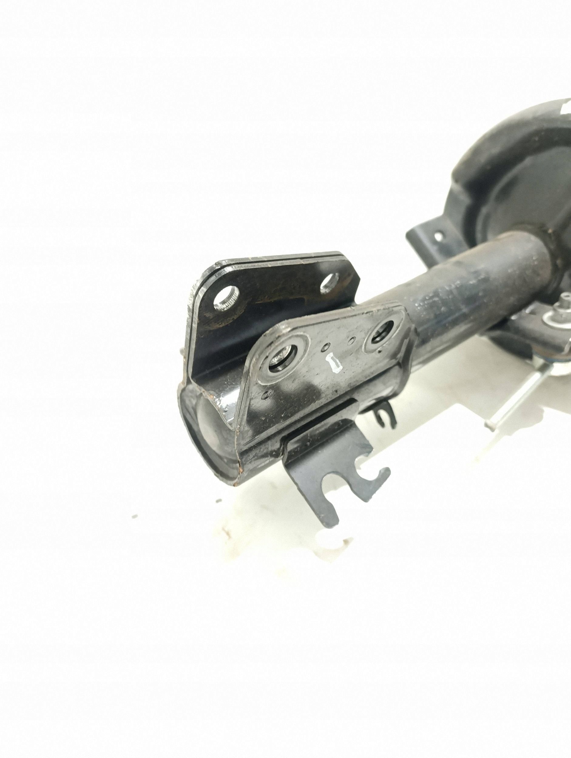 Renault Master III Front Strut Right Used VLO26592 image 6