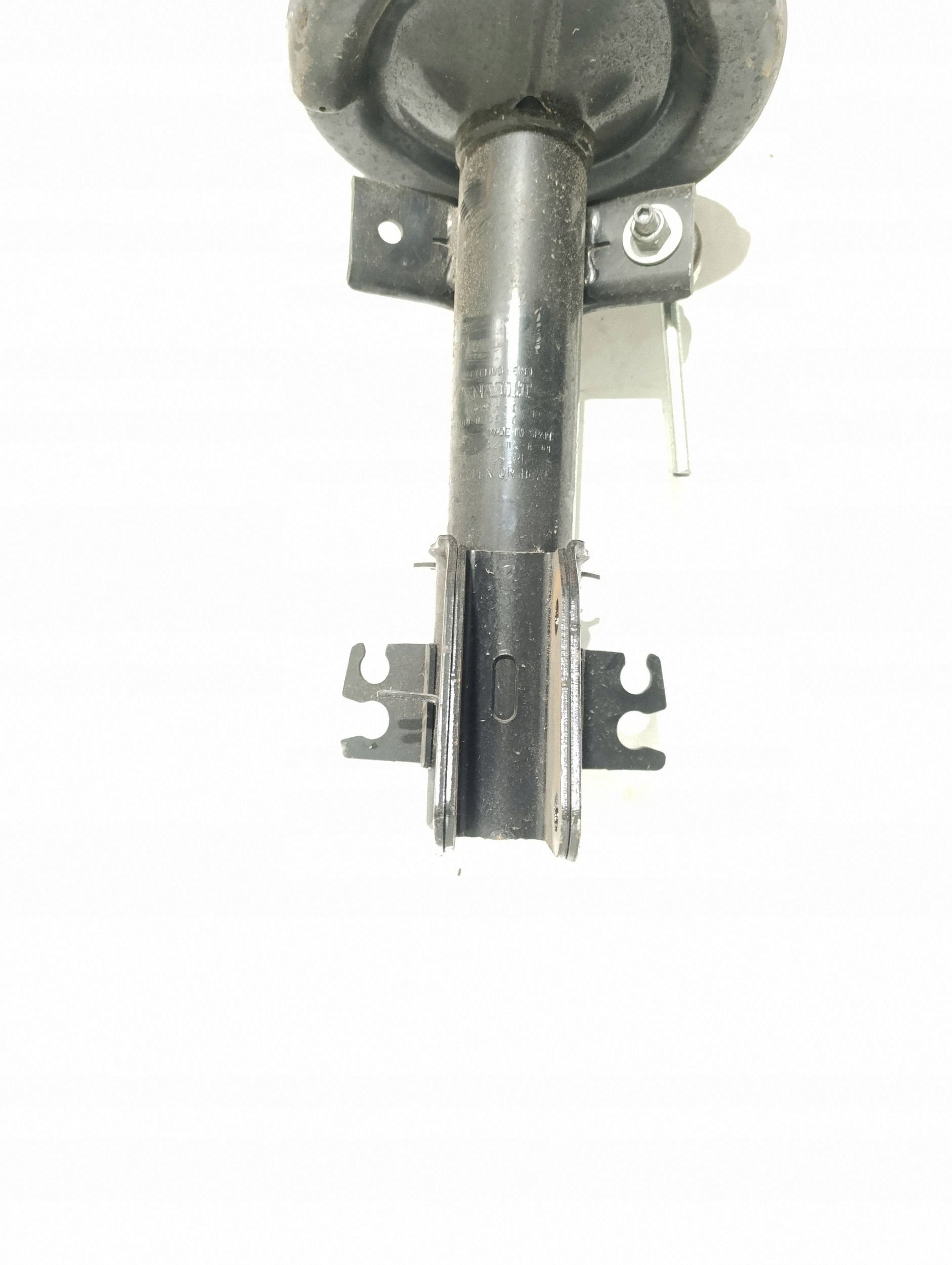 Renault Master III Front Strut Right Used VLO26592 image 7