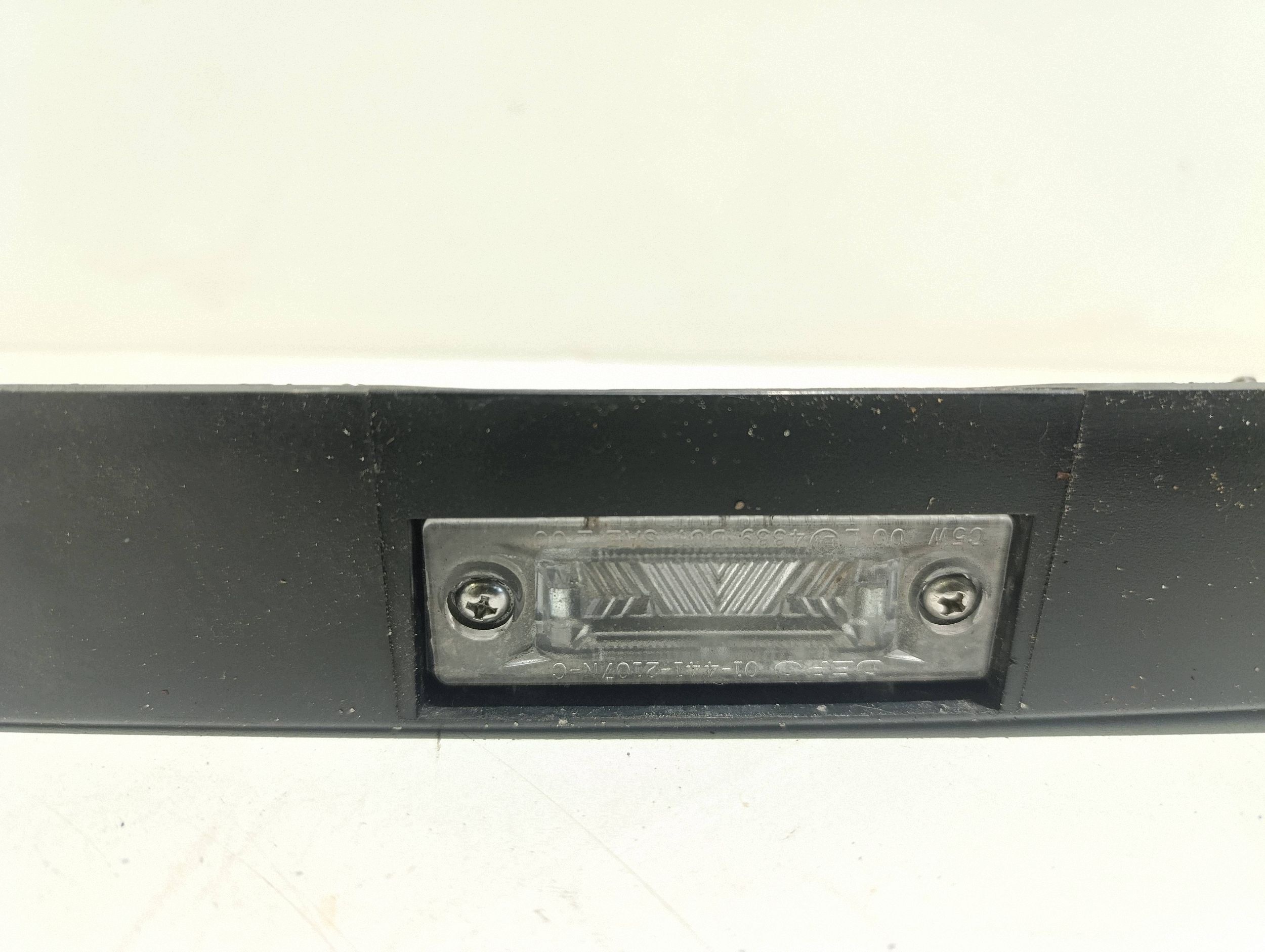 Volkswagen T5 Rekisterikilven valo 7E0827329E