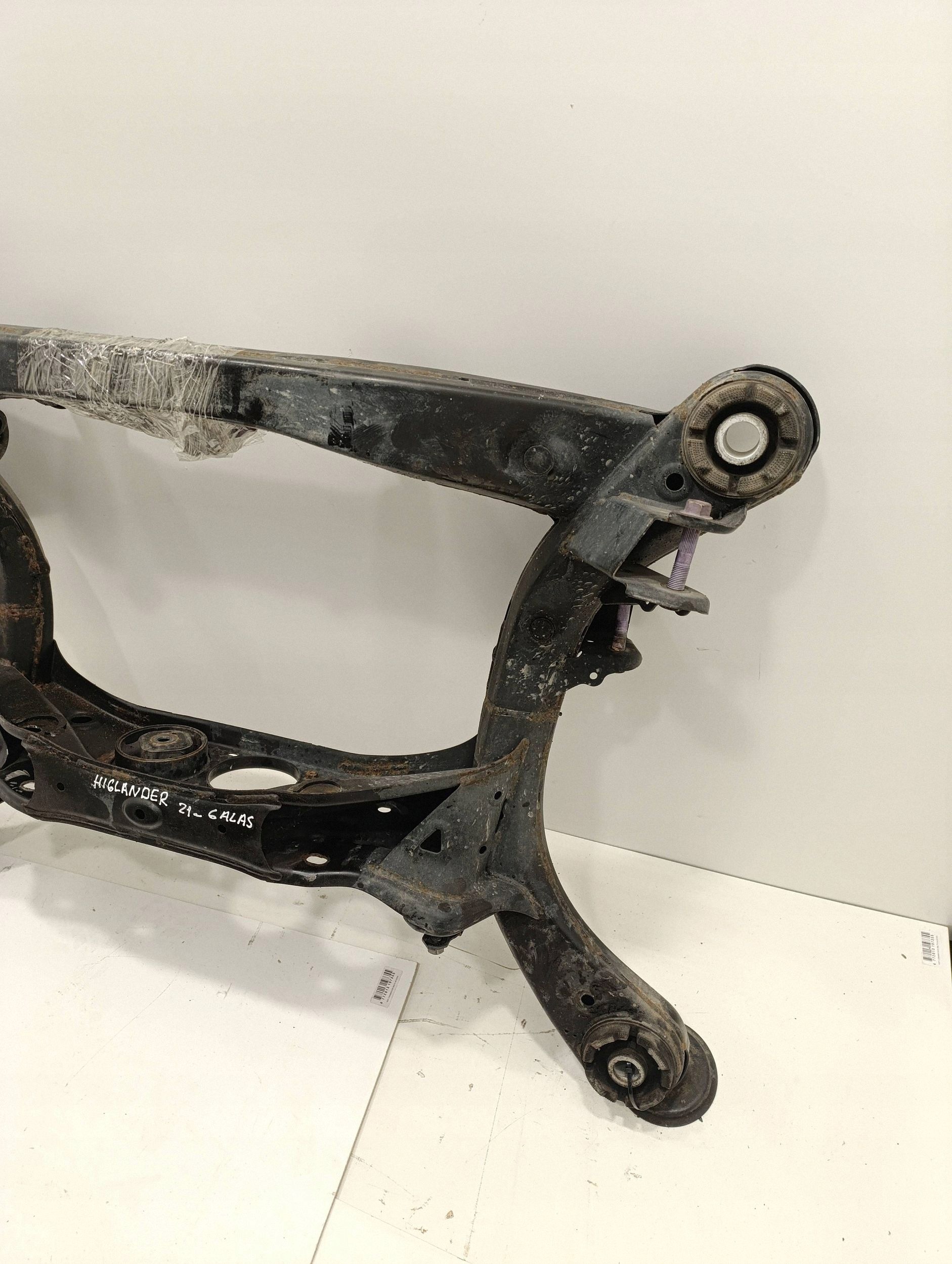 Rear Axle Beam Toyota Highlander XU70