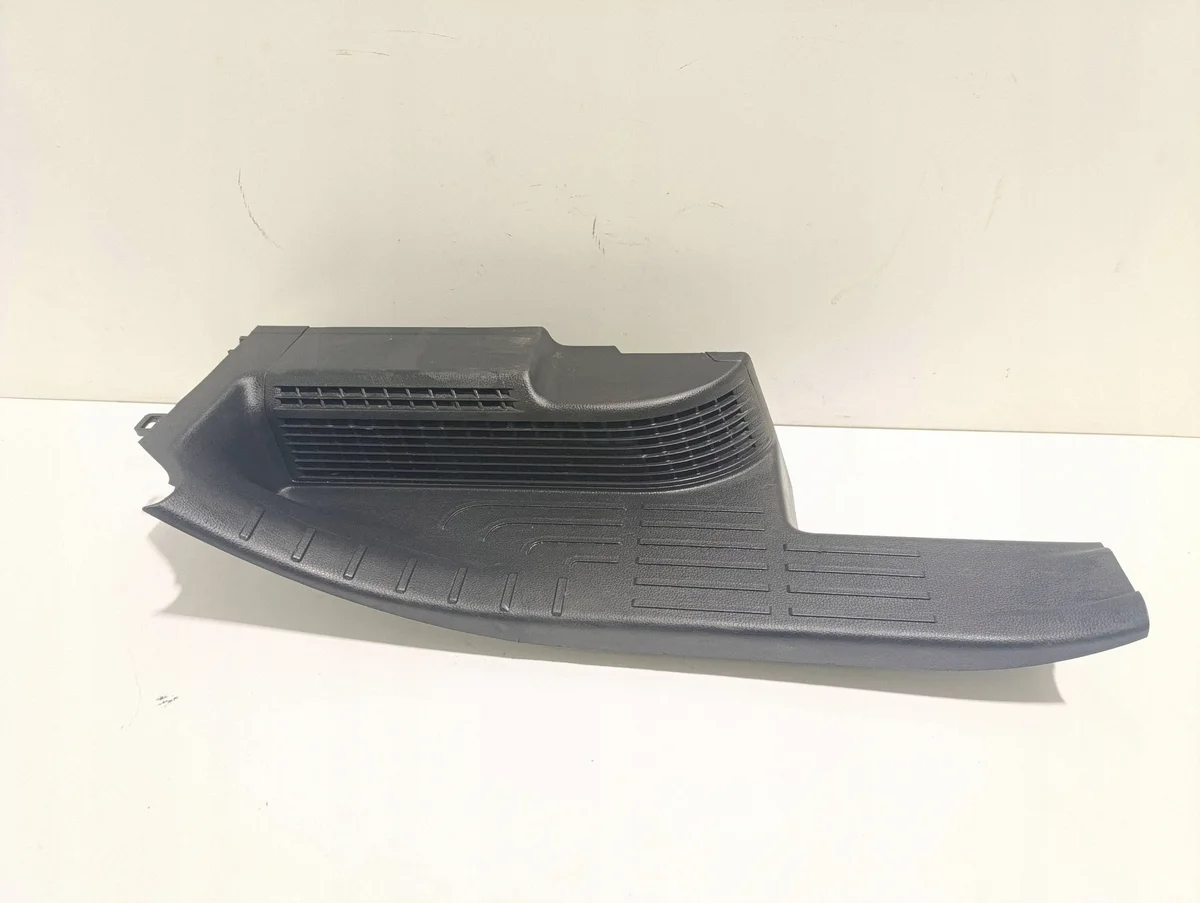 Front Right Pillar Trim TOYOTA 679170F090