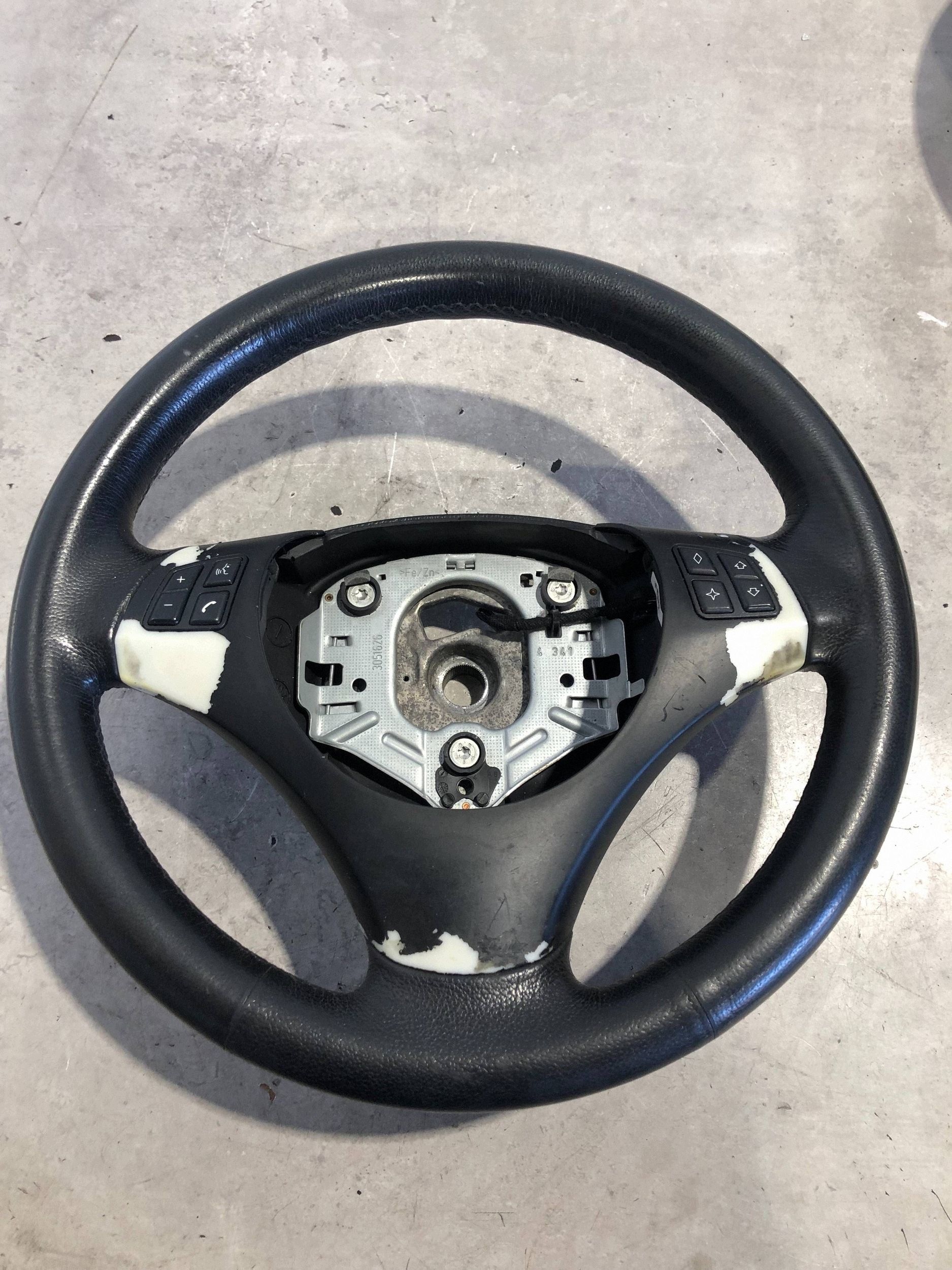 Volant BMW 1 E81 E87 6767177 image 2