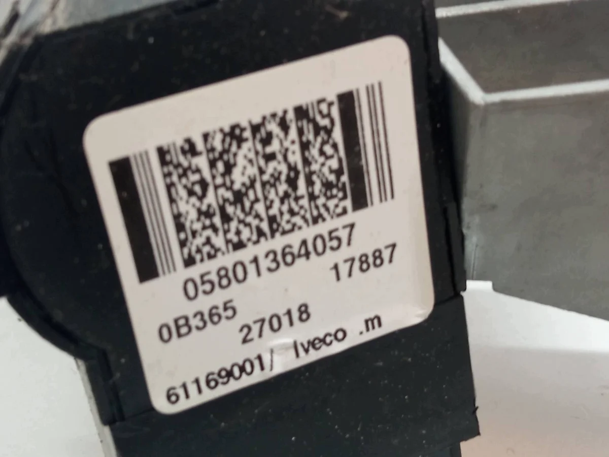 Contacteur Iveco Daily IV 05801364057 image 3