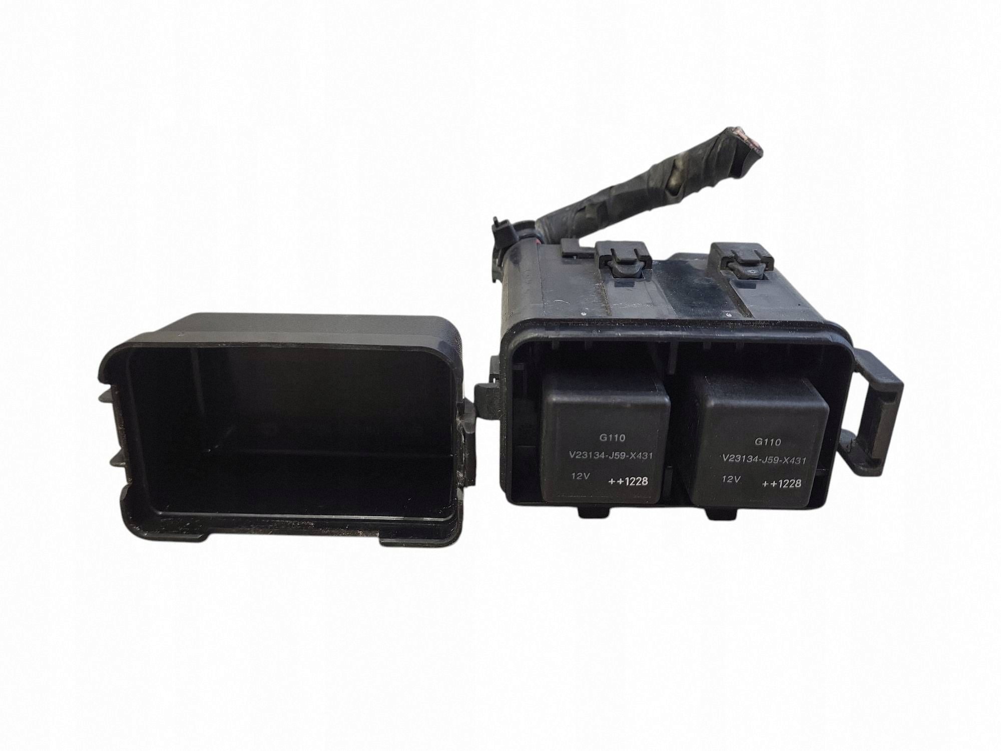 Caixa de Relés Mazda 6 GJ 2015-2018 KD4566750 image 4