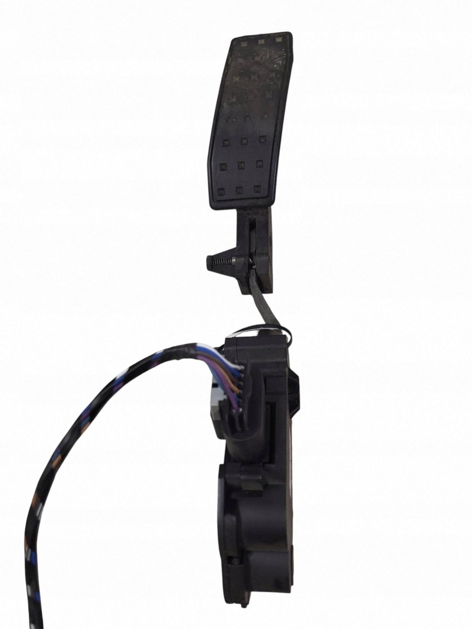 Throttle Position Sensor Cadillac CTS 10367117 image 4