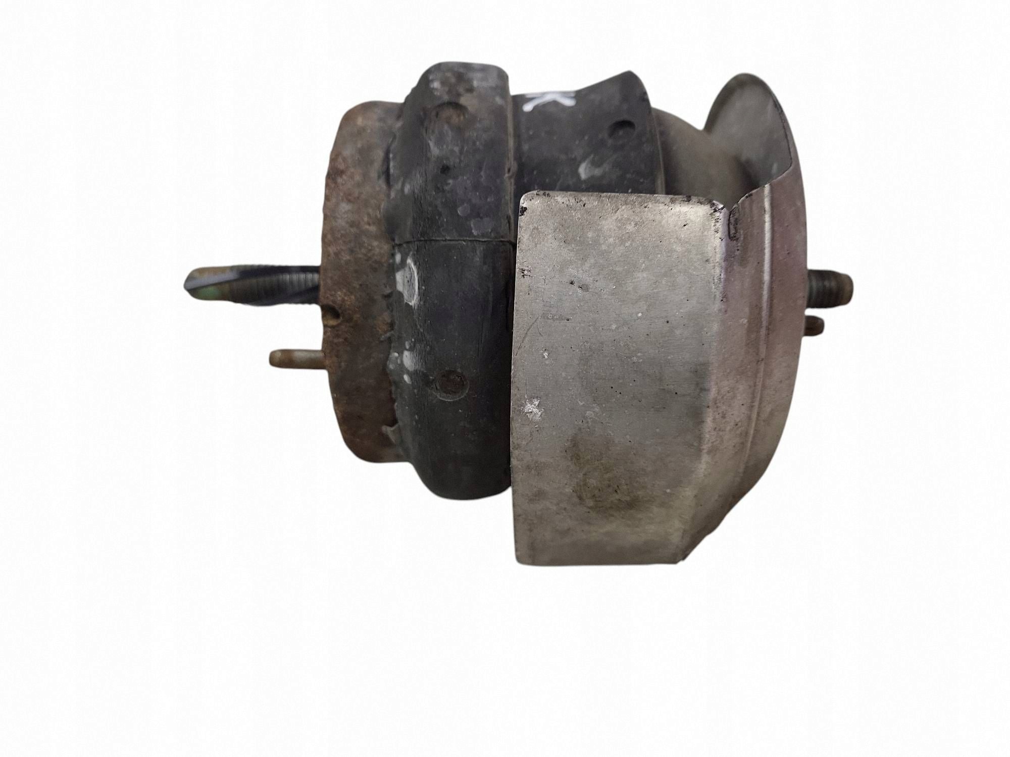 Support moteur gauche Cadillac CTS P25741434 image 2