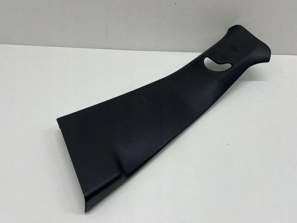 Boîtier montant central gauche Opel Astra L 9847053480