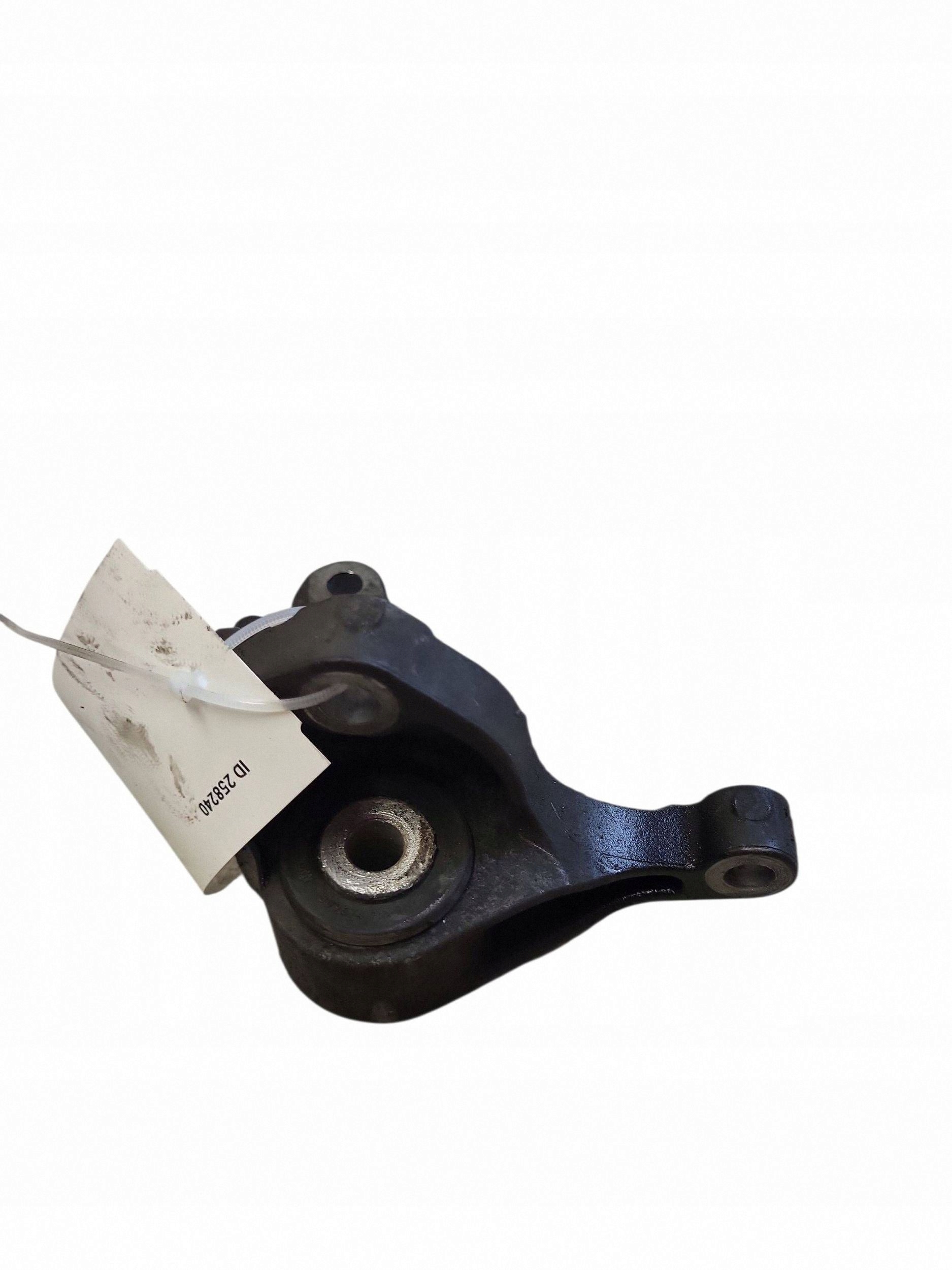 Support moteur Volvo S40 2006 3M516P093AE image 3