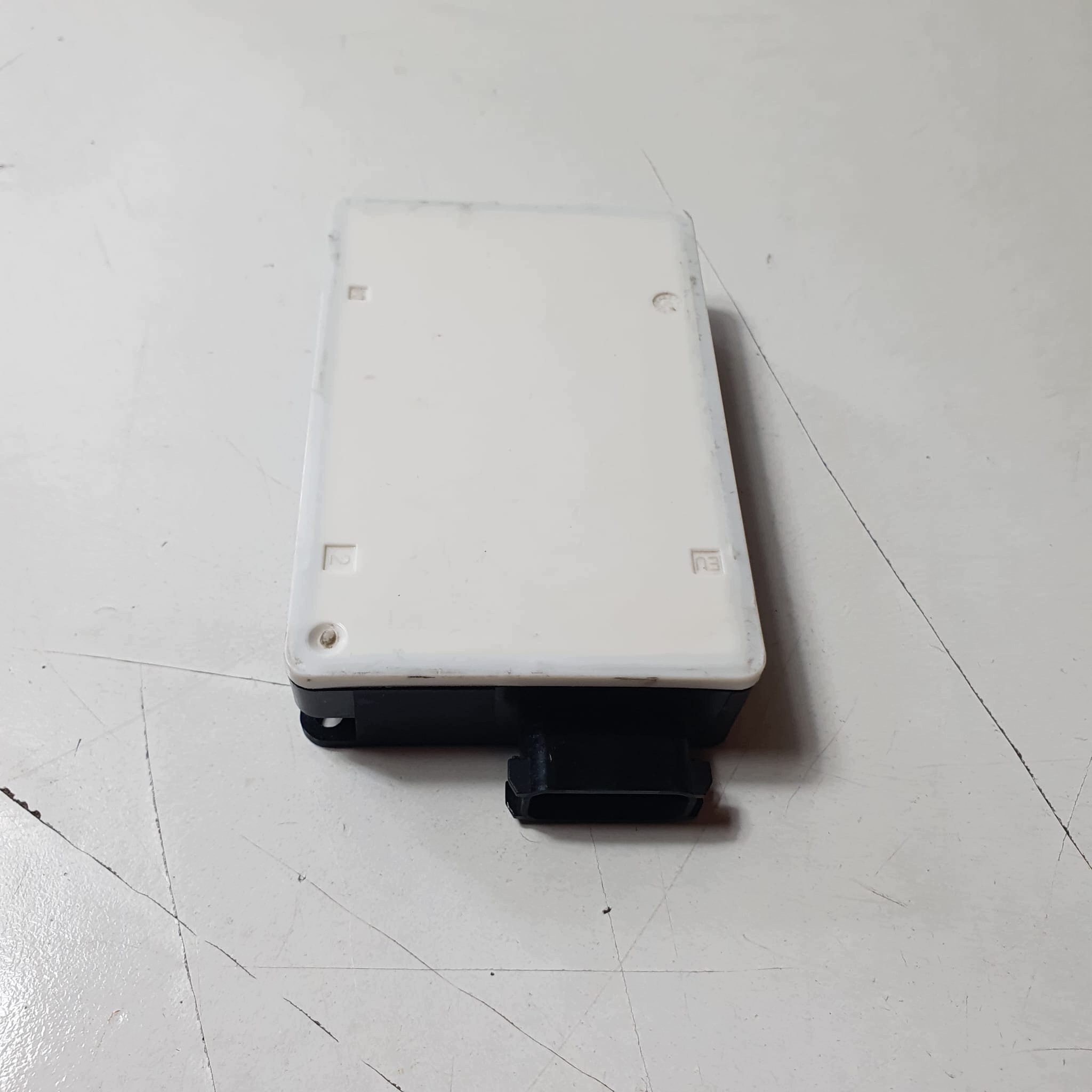 Mercedes Radar Sensor Filtsensor A0009059906 image 2