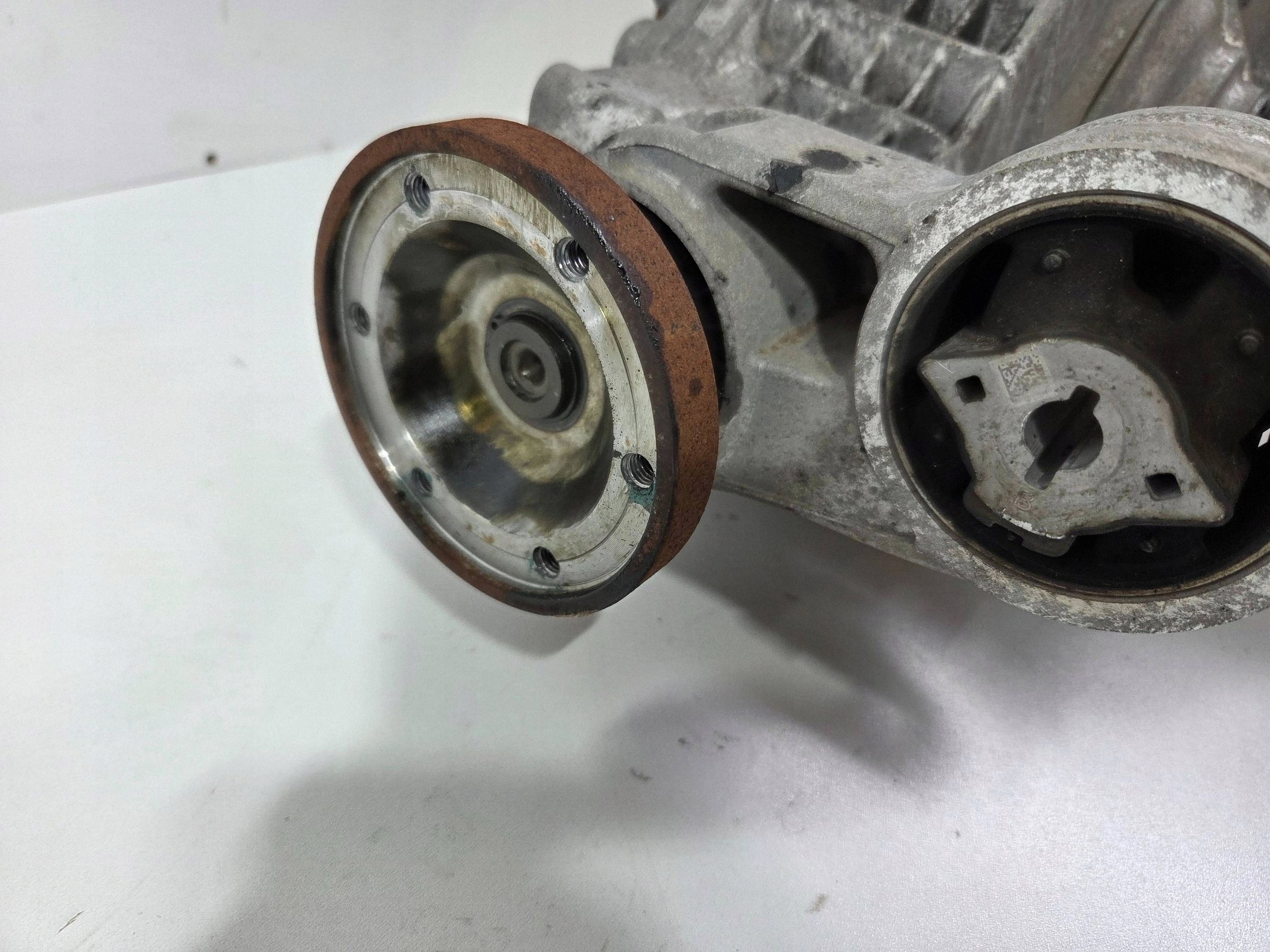 Audi A6 S6 C8 Bakre Differential 0G2500043E image 6
