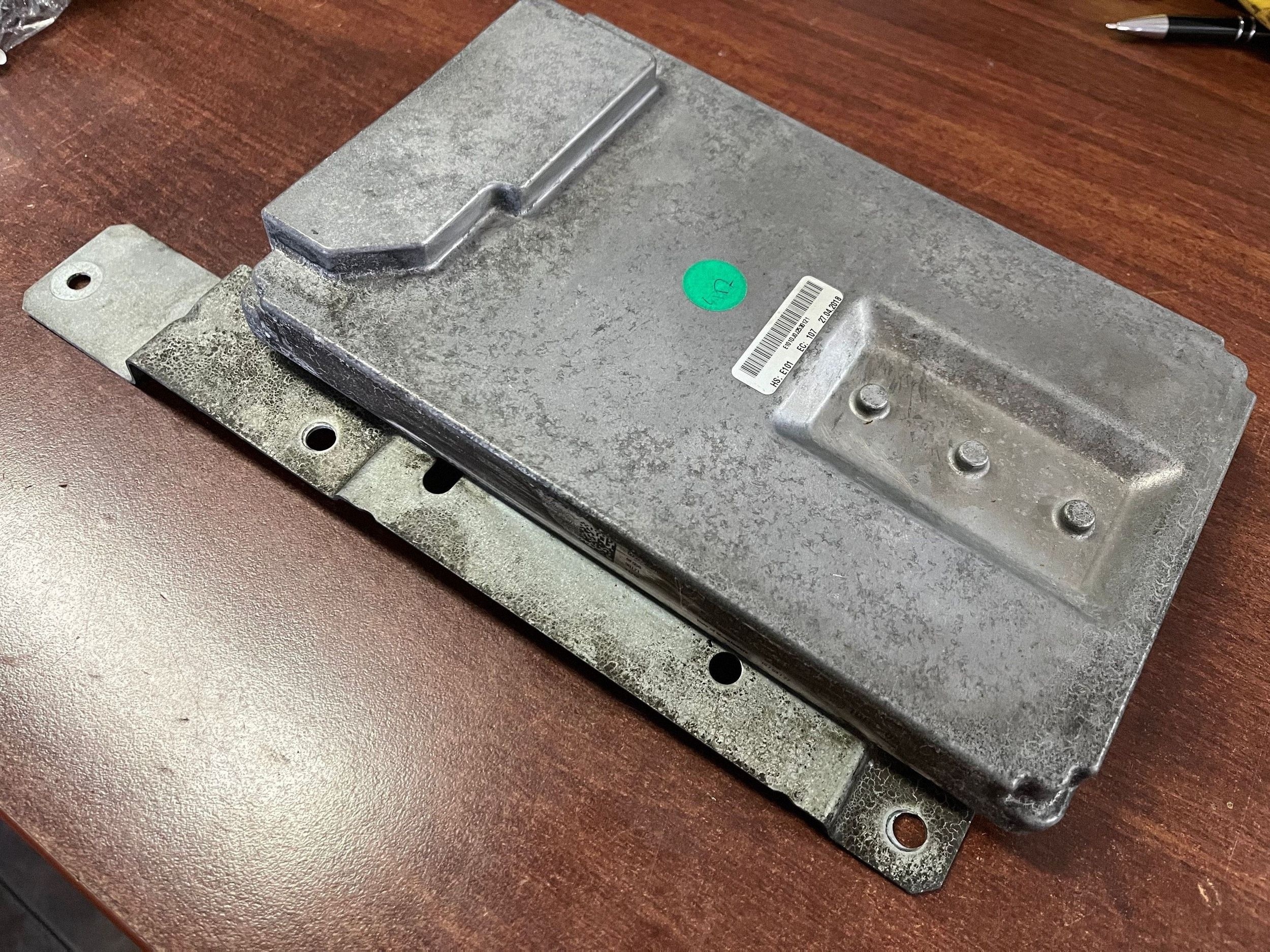 Alfa Stelvio Audio Amplifier E101DJ0J2530121 Used