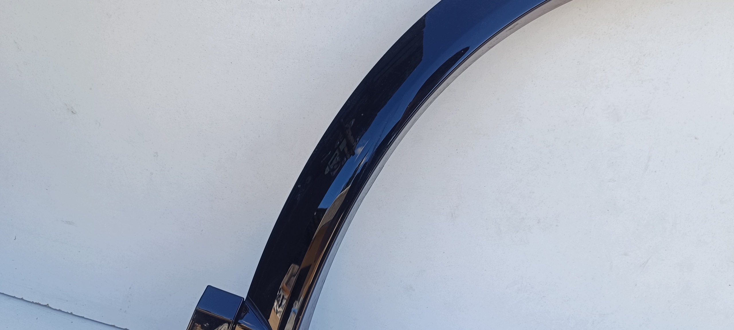 VW Tiguan III R-Line Kotflügelverkleidung rechts vorne image 3