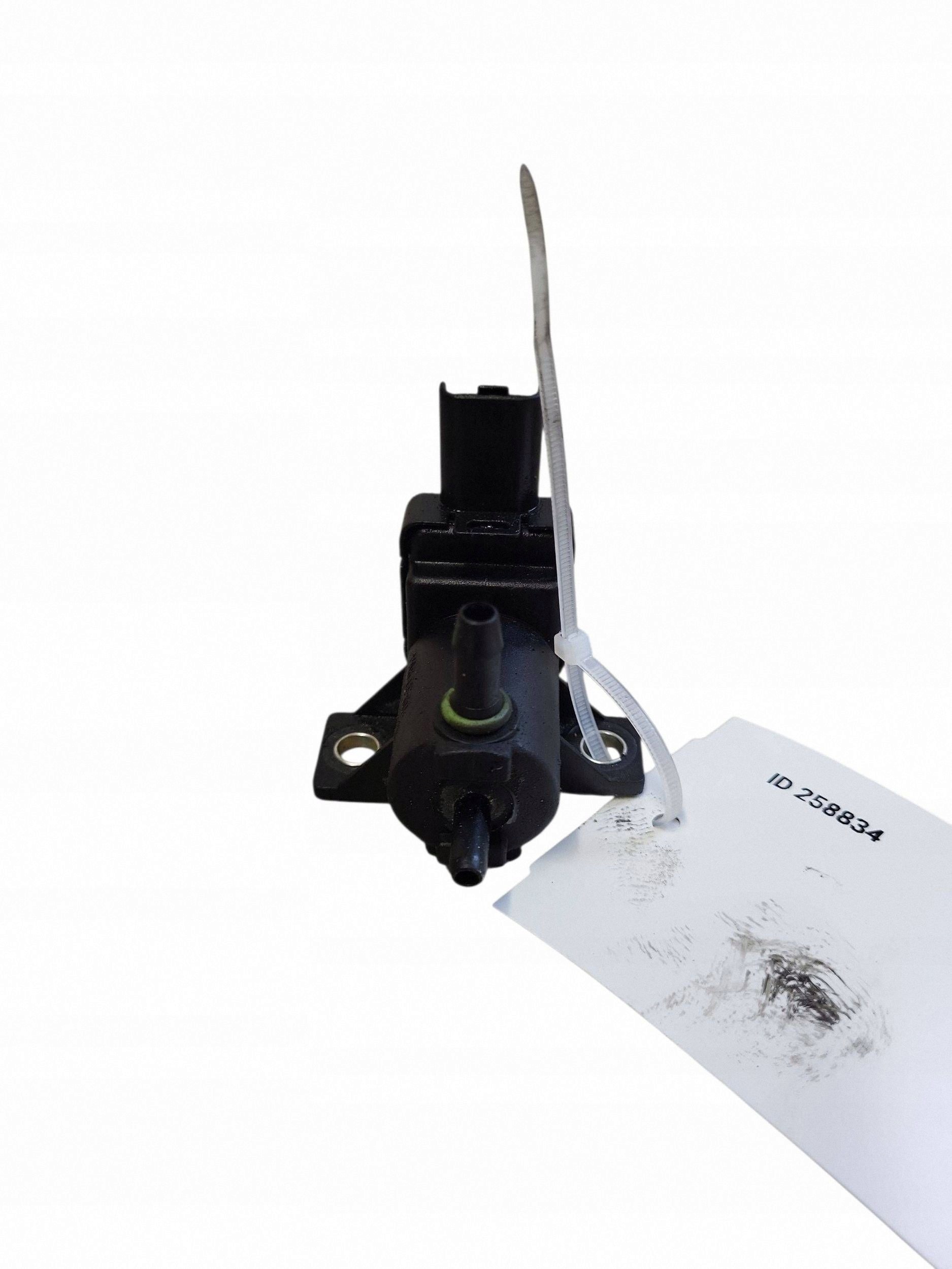 Vanne vacuum Peugeot RCZ 9865558580 image 2