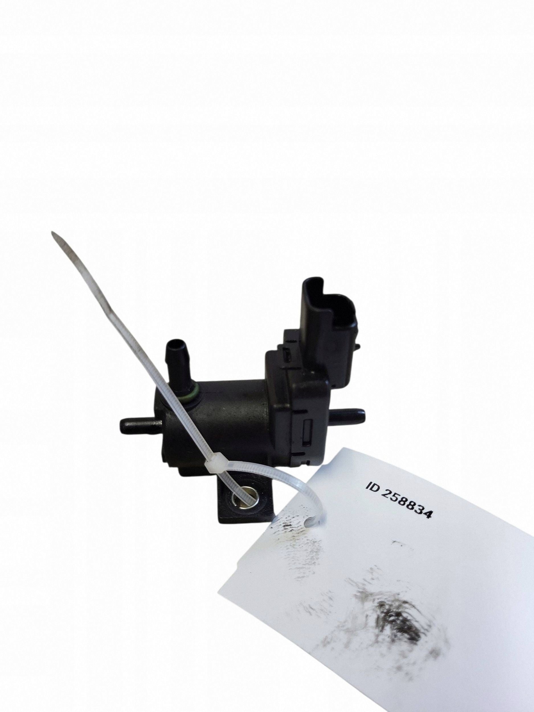 Vakuumventil Peugeot RCZ 9865558580