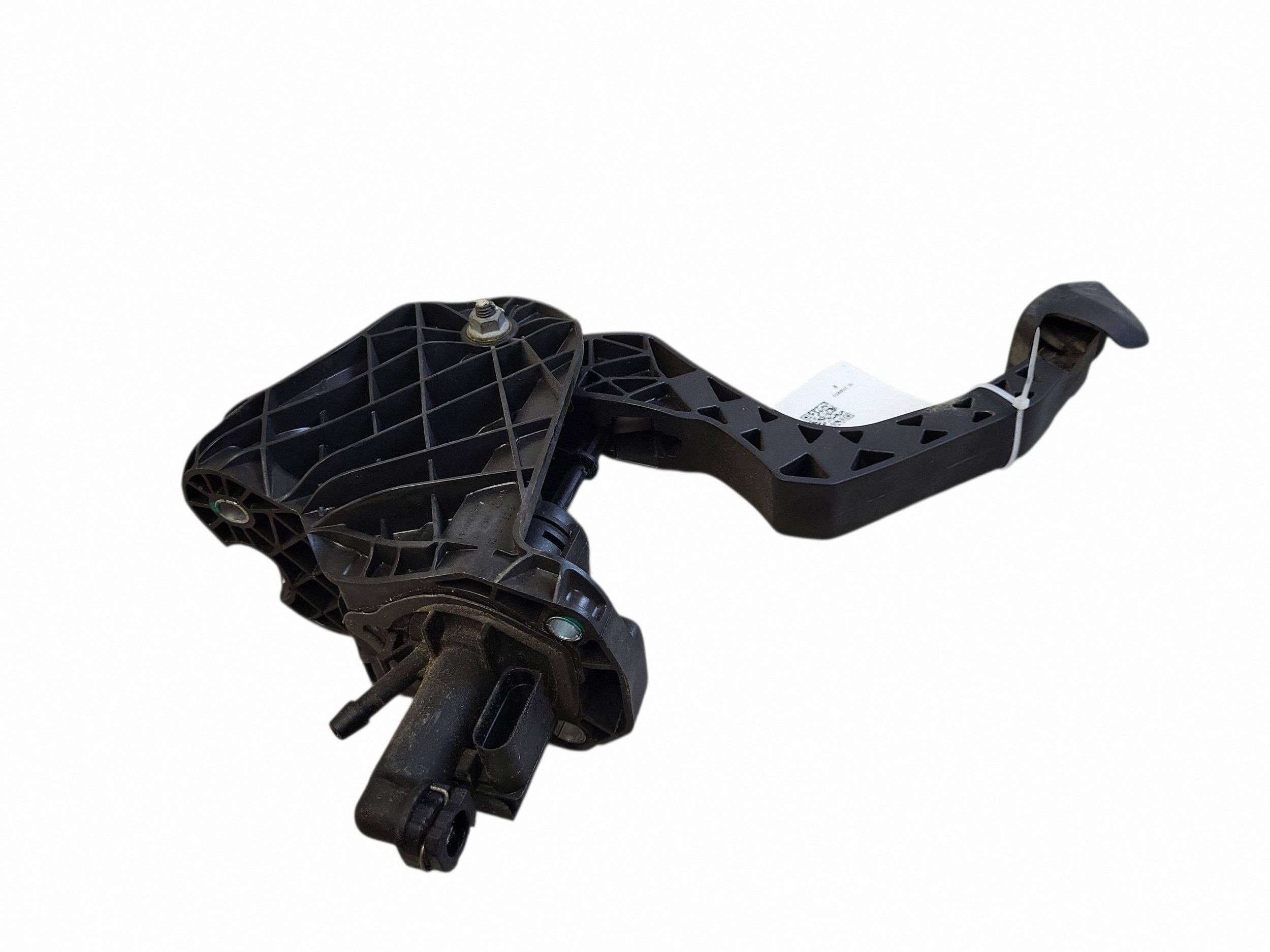 VW Golf V 2009 Gaspedal 1K0721796F image 3