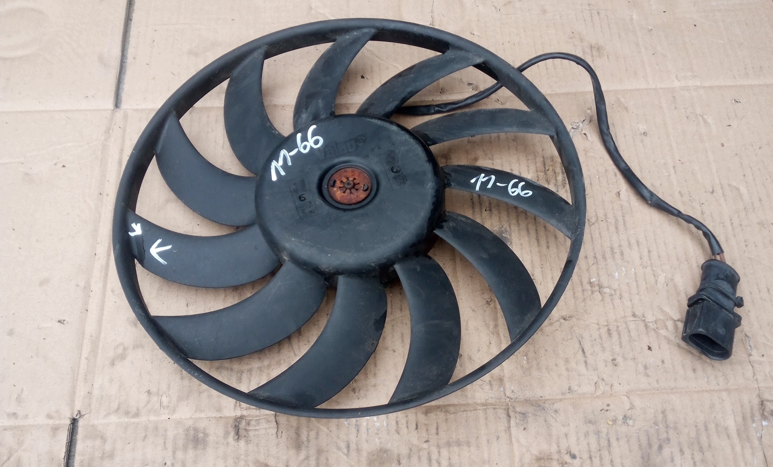 Audi A4 B6 B7 A6 Ventilator 878399K image 2