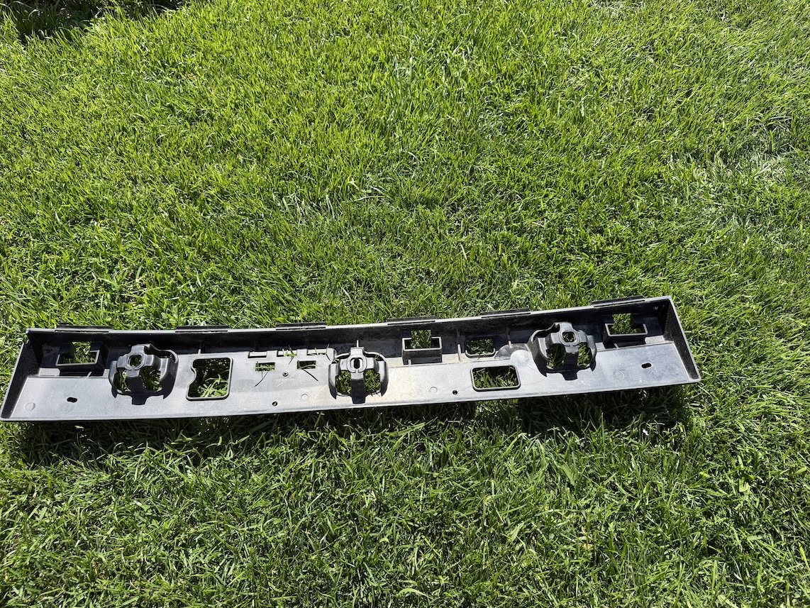 BMW 4 G26 Rear Bumper Bracket 8737070