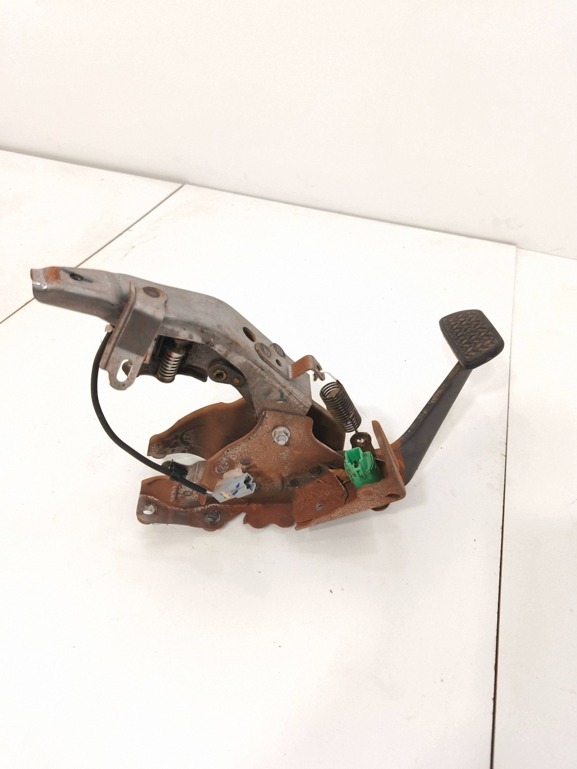 Bromspedal Toyota Sienna XL30 III VLO23796