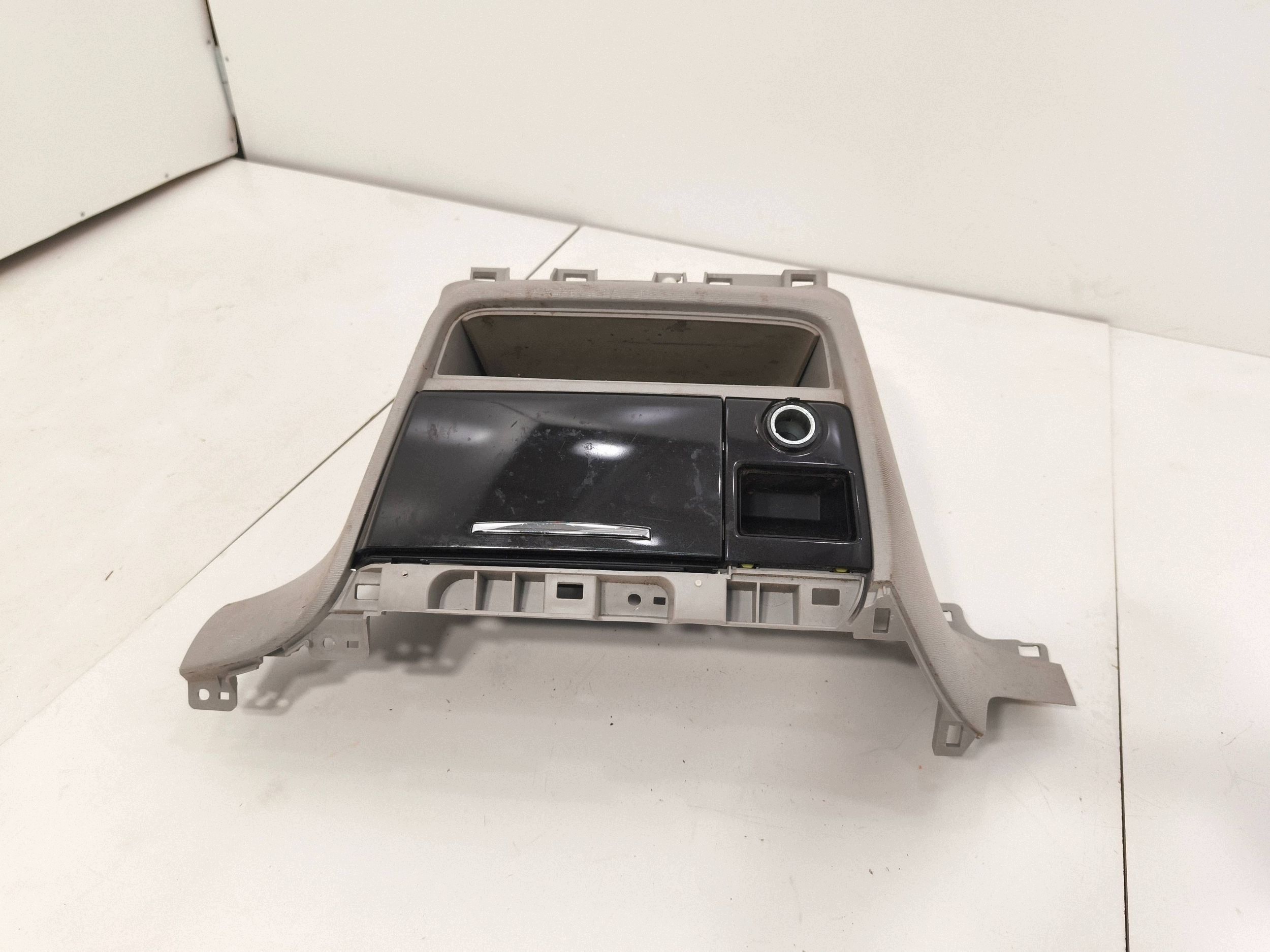 Becherhalter Mittelkonsole Toyota Sienna XL30 III image 2