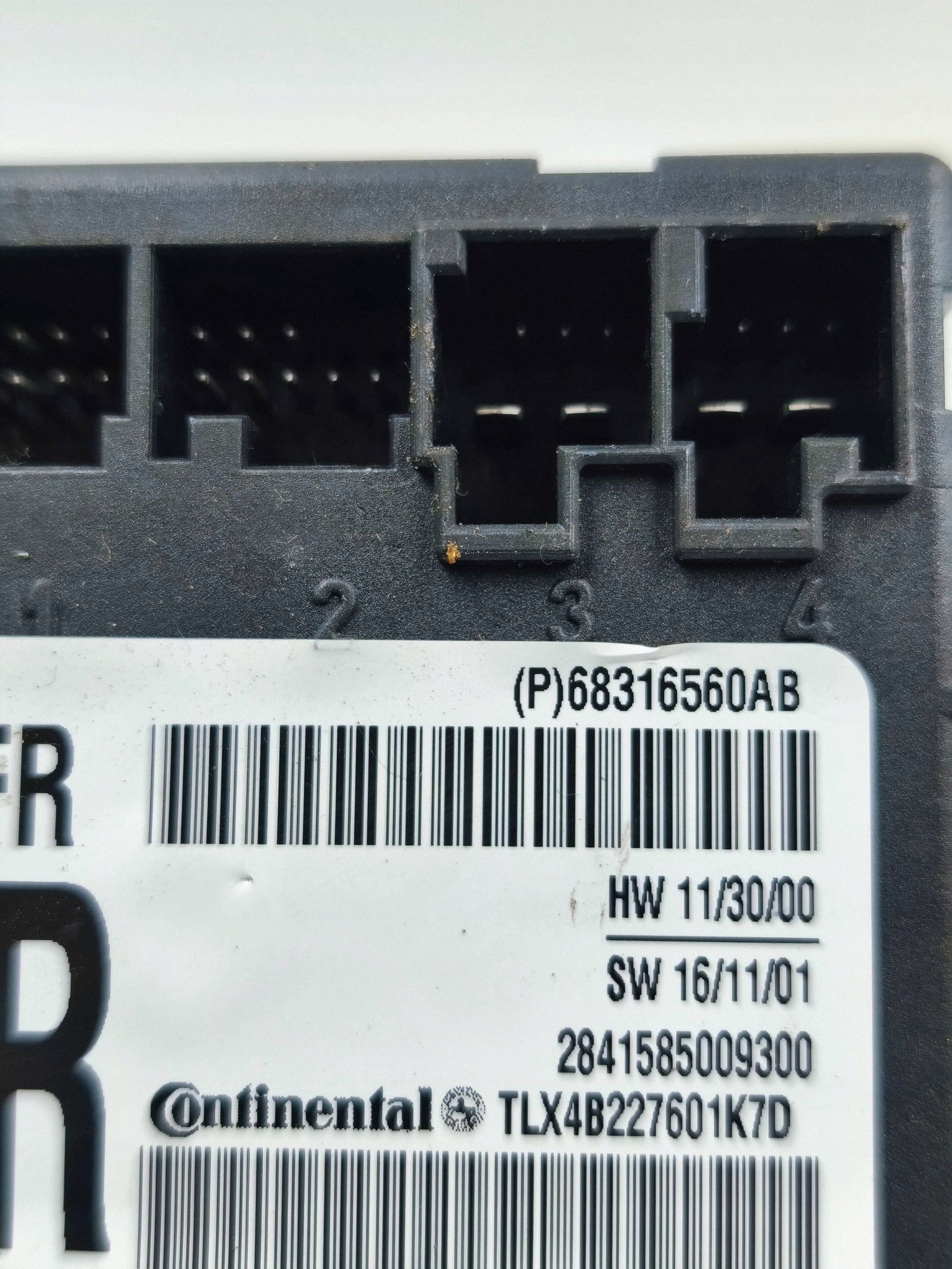 Módulo Puerta Delantera Chrysler OE 68316560AB image 5