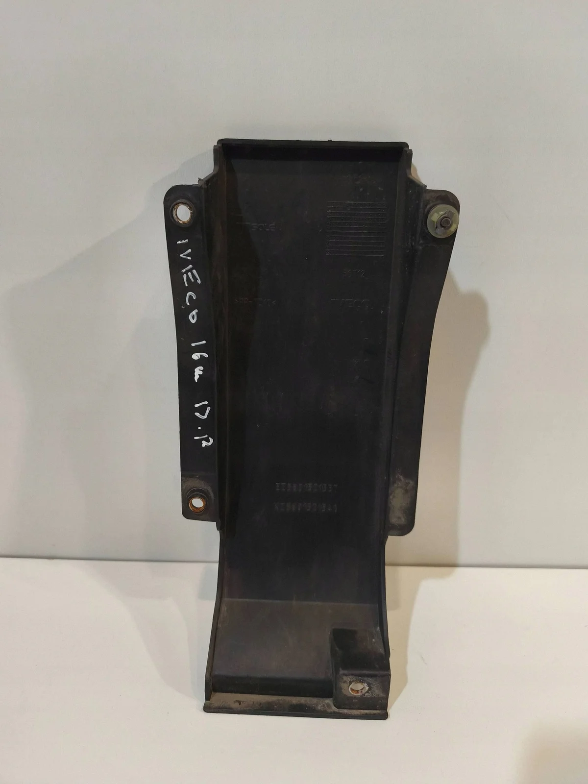 Cubierta Pilar B Iveco Daily Derecha OEM EZ5801521537 image 5