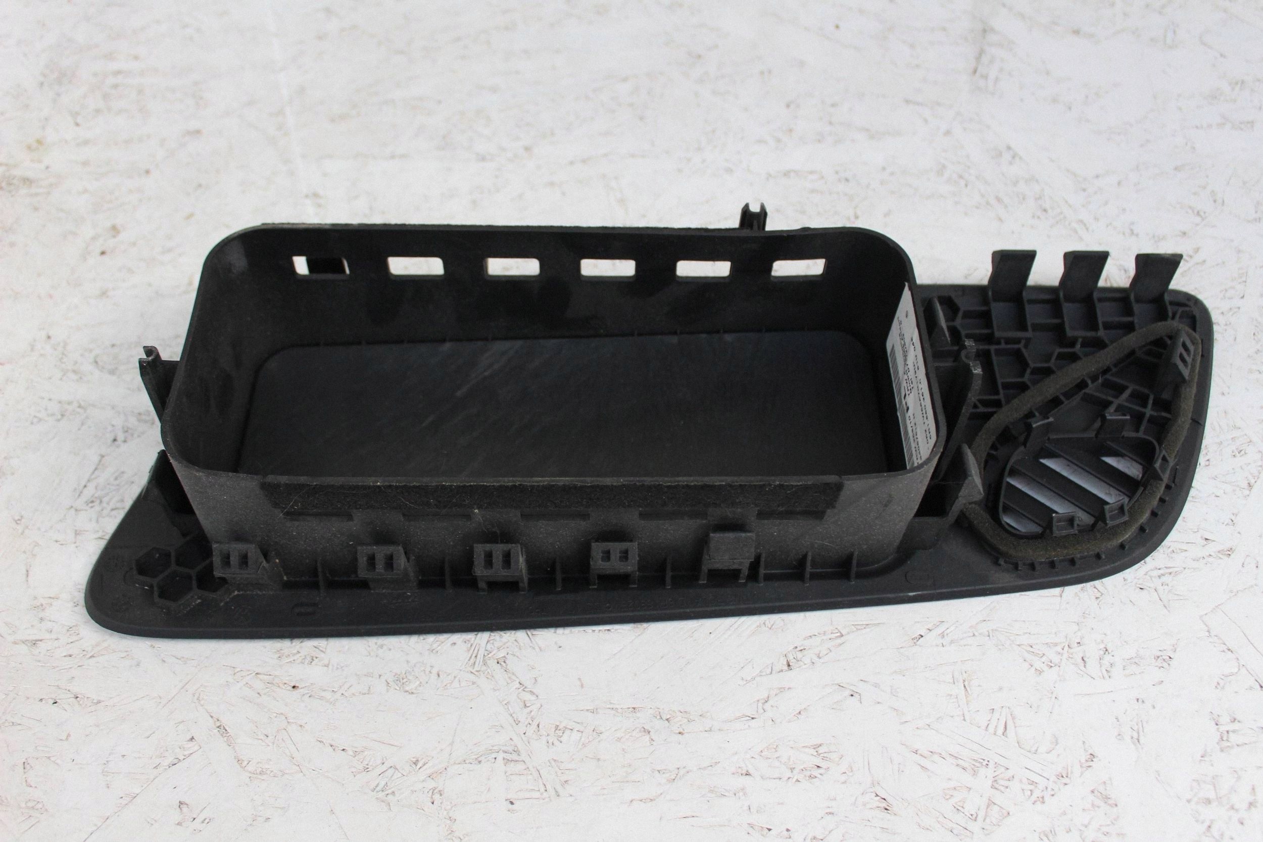 Cache console tableau de bord VW Polo V 6R 6C 6R1880261C image 6