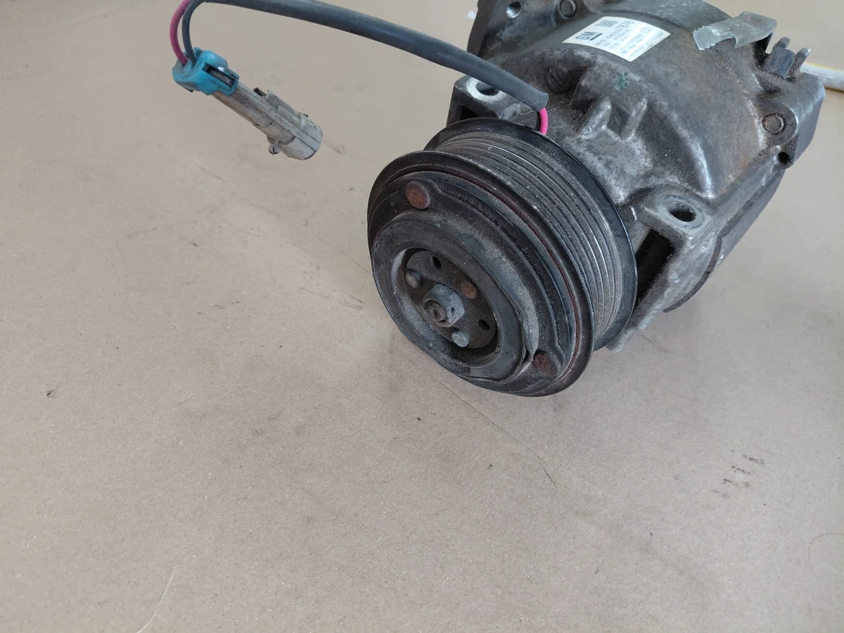 Compressor de AC Opel Mokka A 1.6 16V image 6