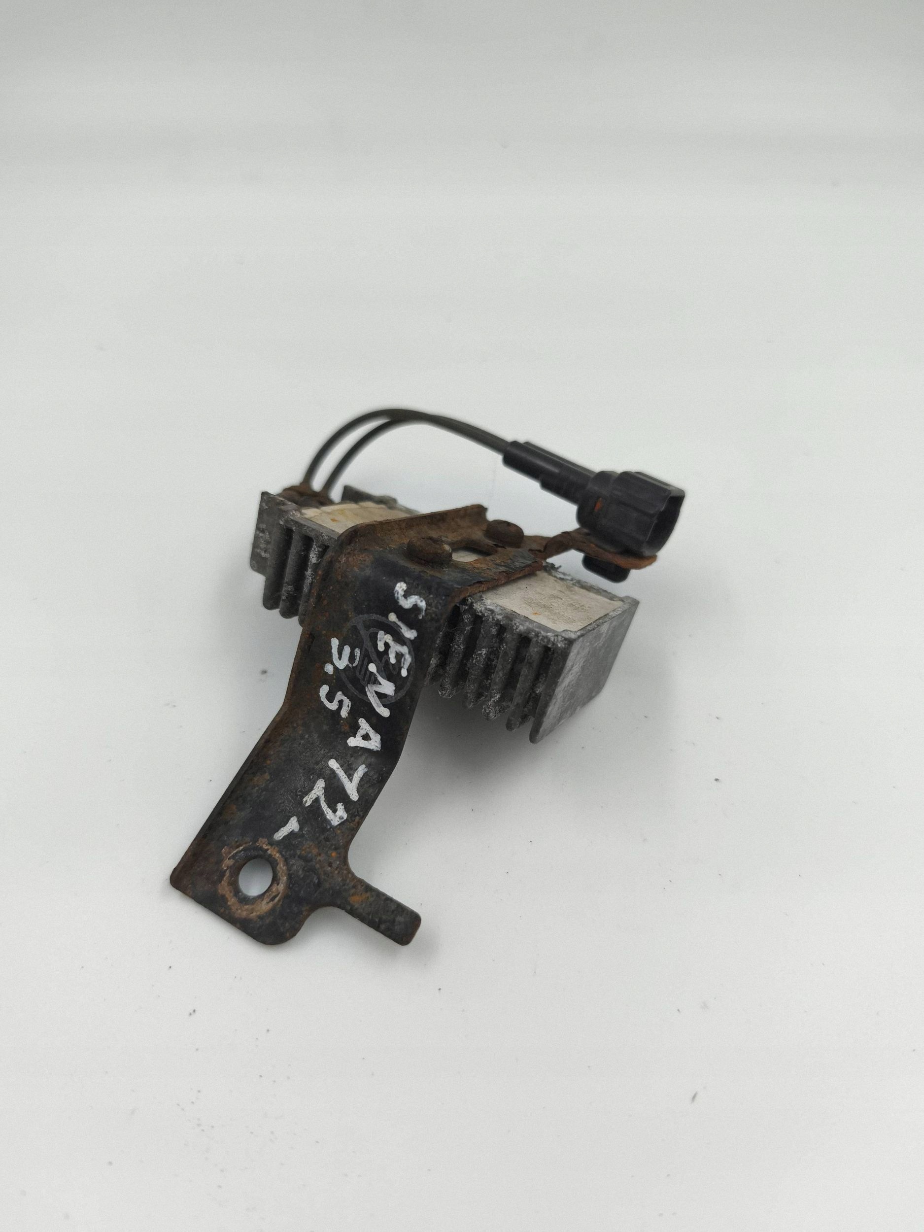 VLO23457 Widerstand Gebläse Toyota Sienna XL30 III image 3