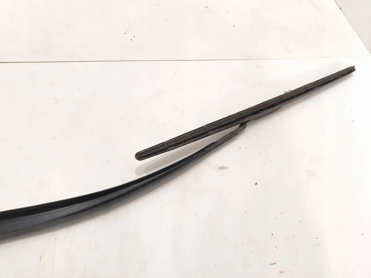 Brazo Limpiaparabrisas Toyota Sienna XL30 Usado image 5