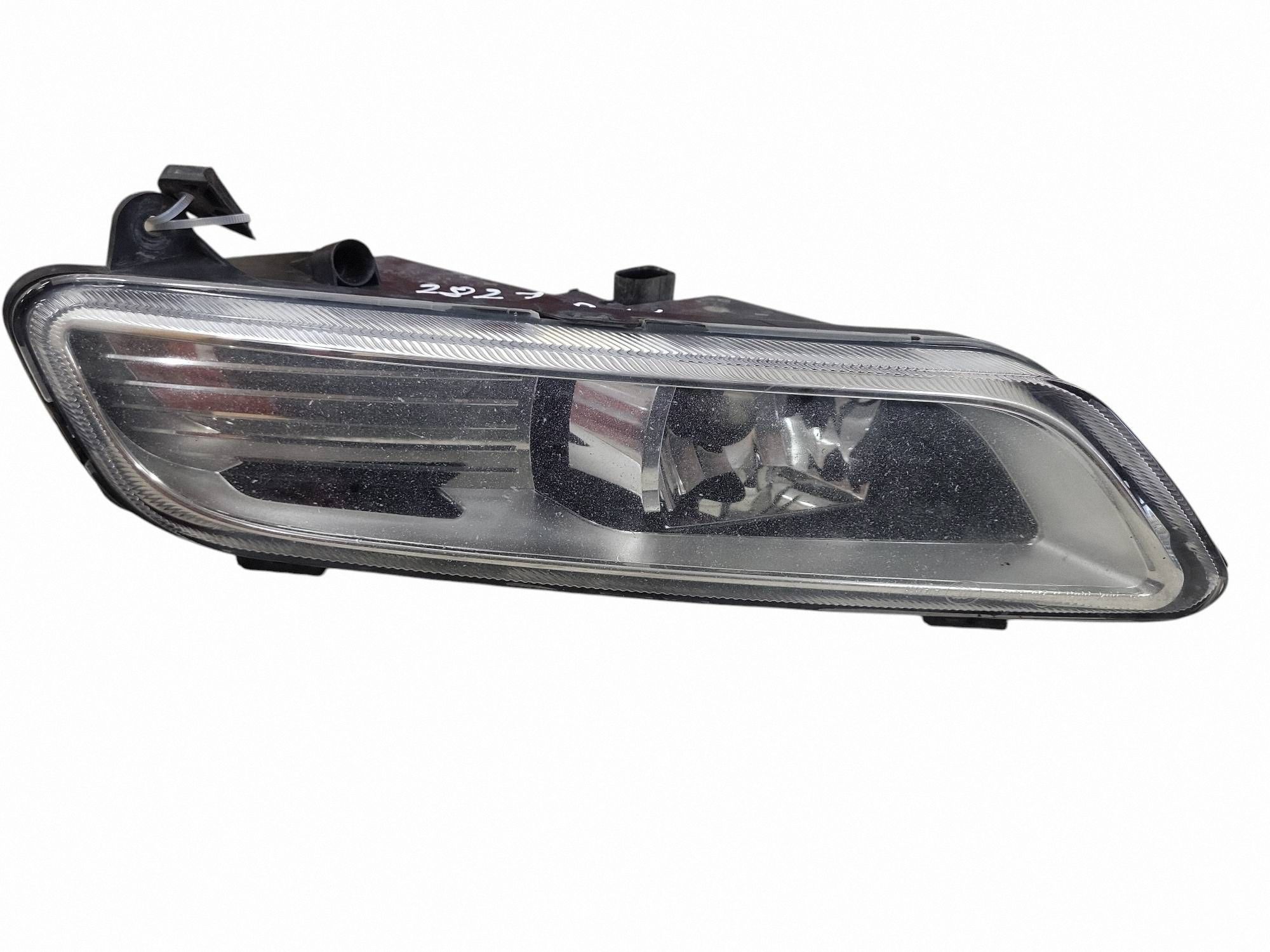Phare antibrouillard VW Golf VII JUT260496 image 2