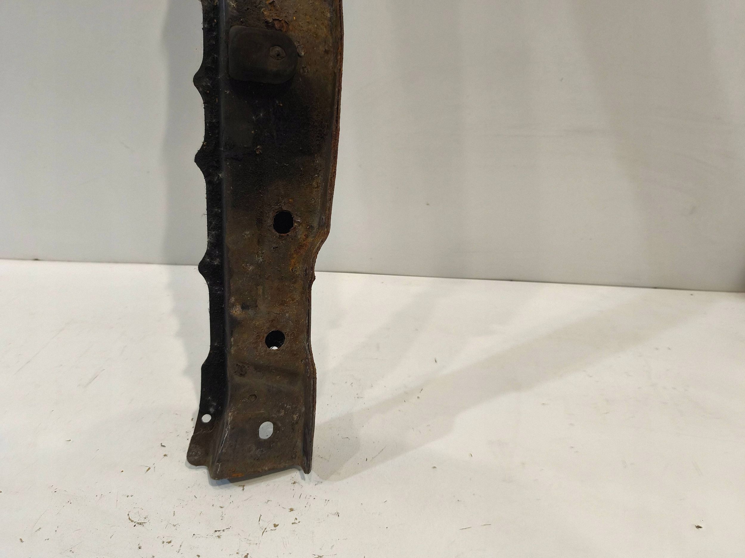 Support radiateur avant Nissan NV200 VLO22205 image 8