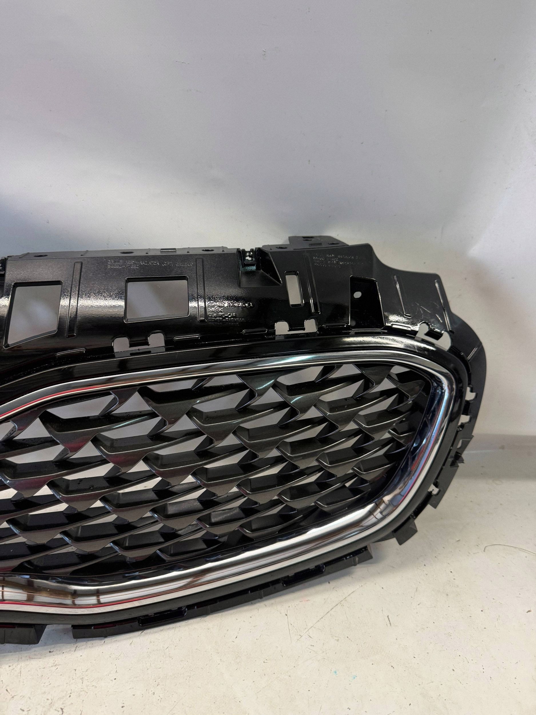 Kia Sportage IV Grill 86350F1600 gebraucht image 5