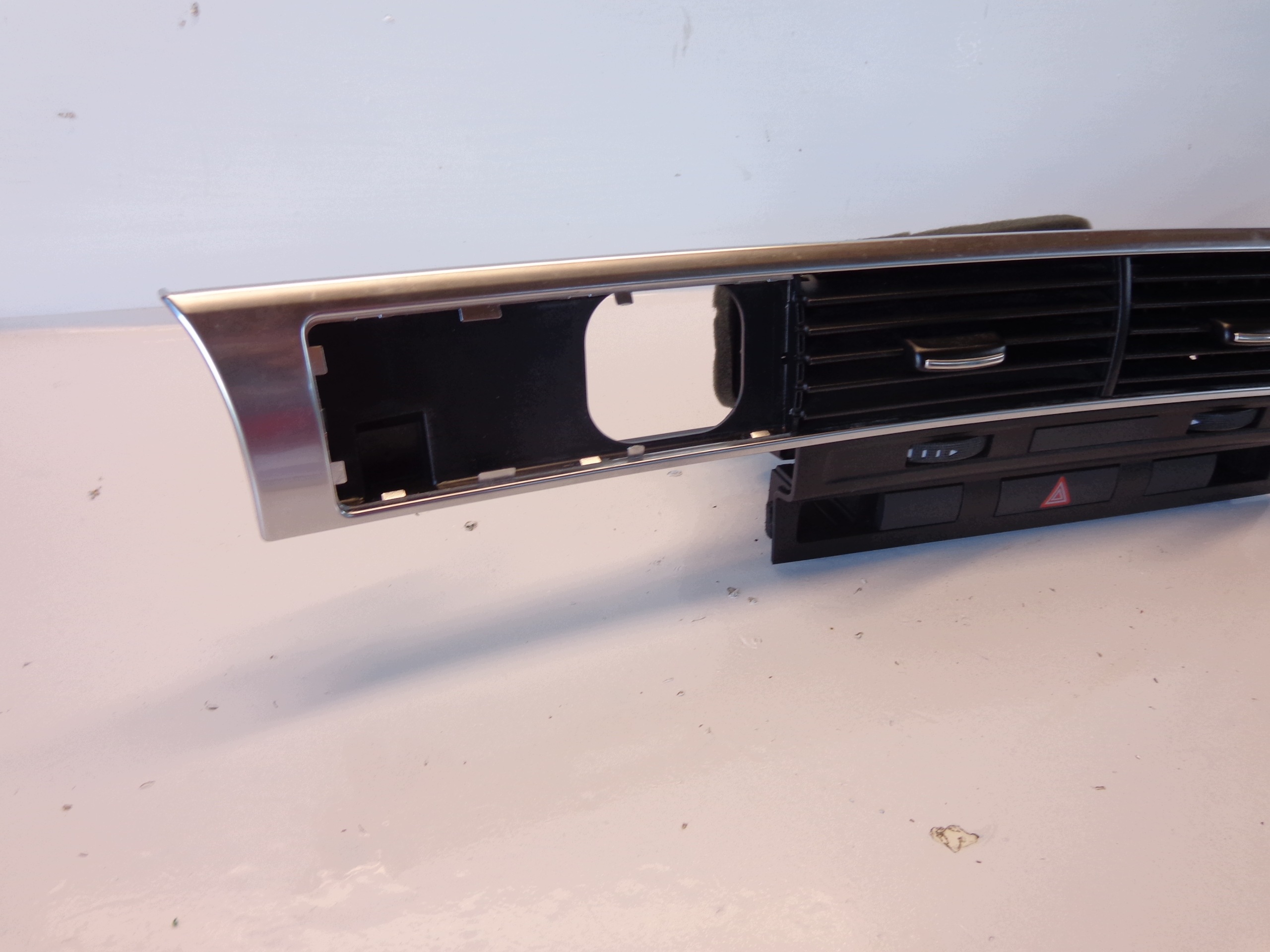 Grelha de Ventilação Audi A6 C6 4F1820951C image 3