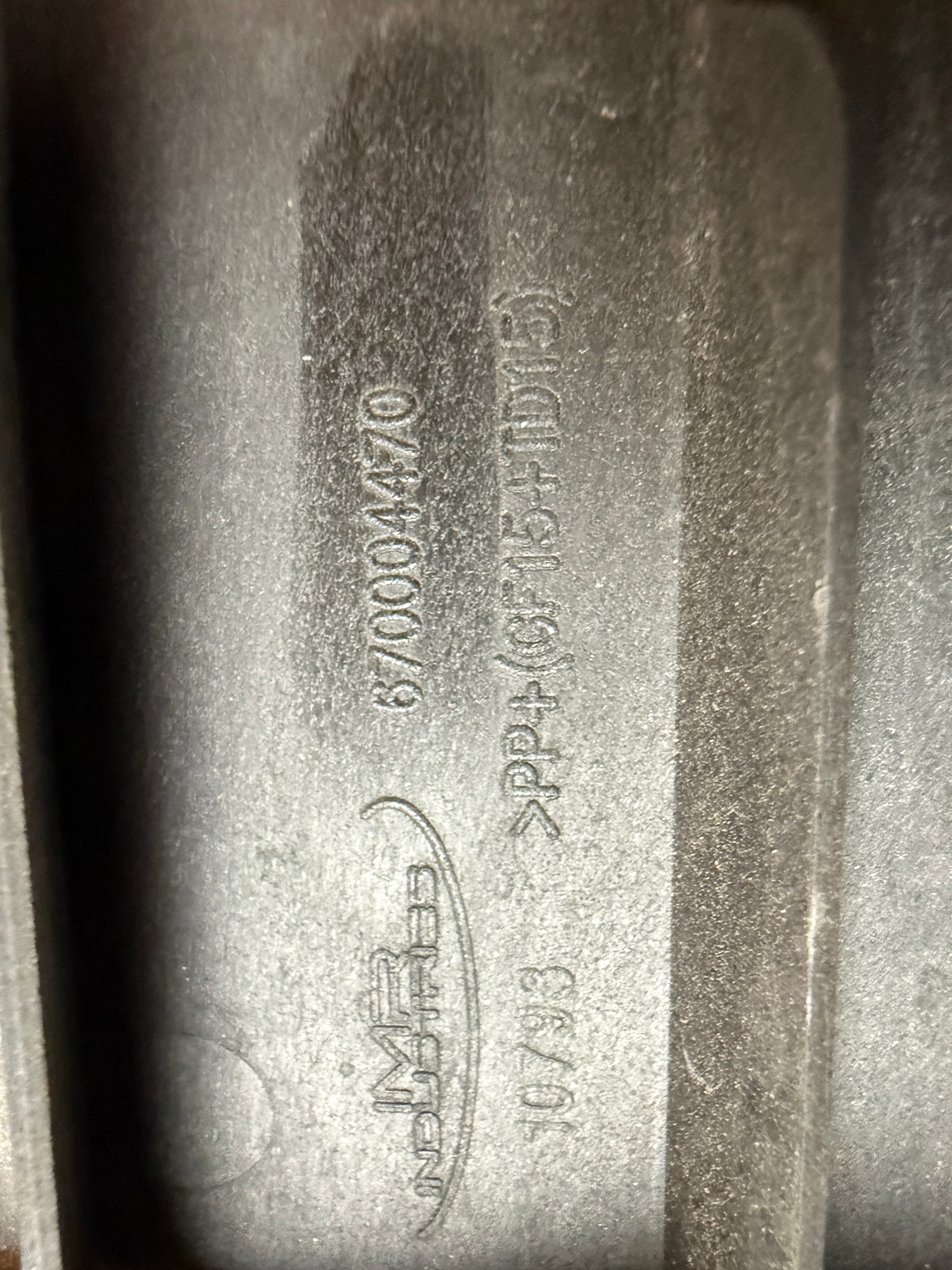 Maserati Ghibli bumper clip links achter image 4