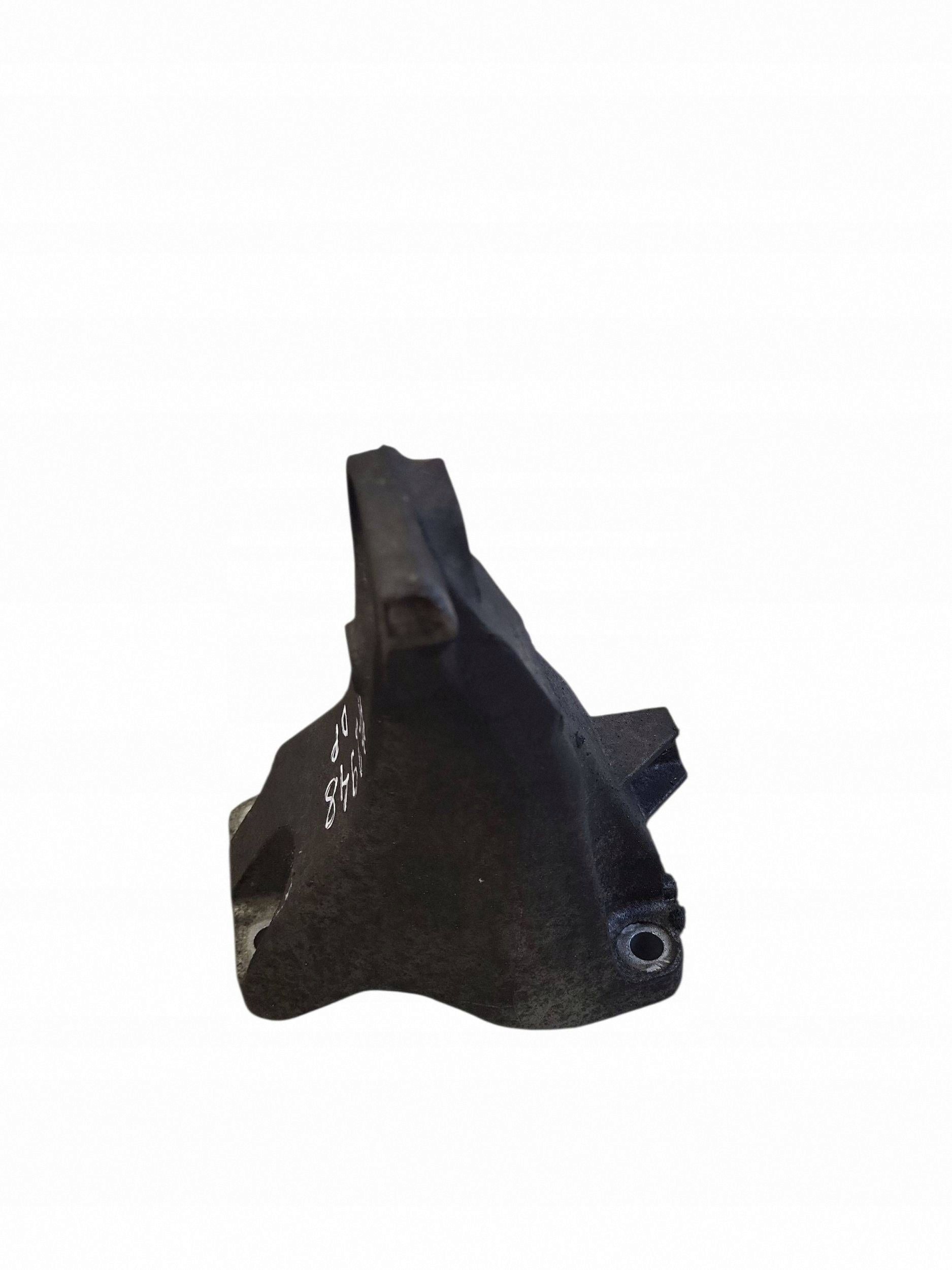 BMW 1 E81 E87 Motor Mount JUT261145 image 3