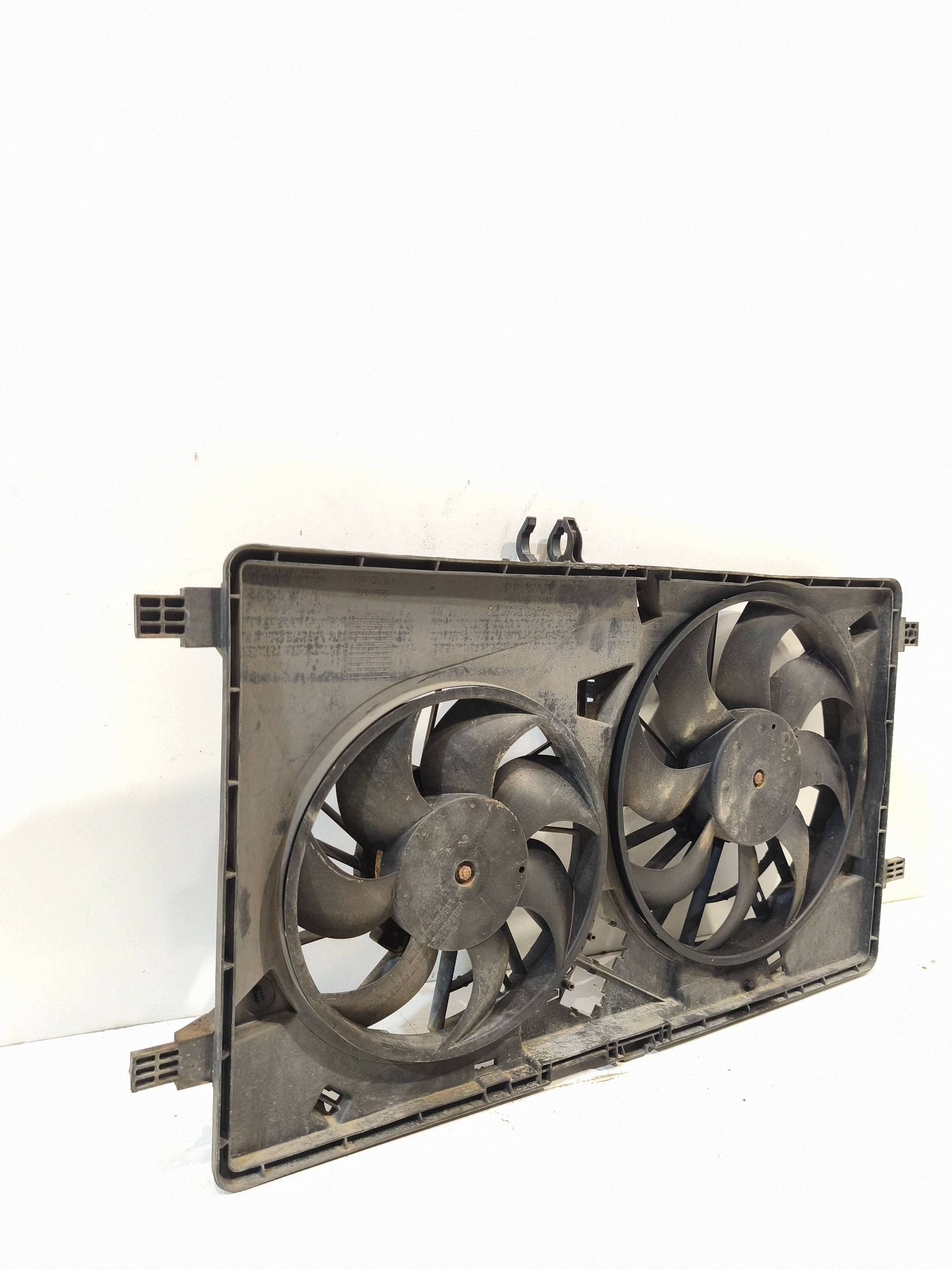 Ventilateur RENAULT MASTER III VLO20990 image 3