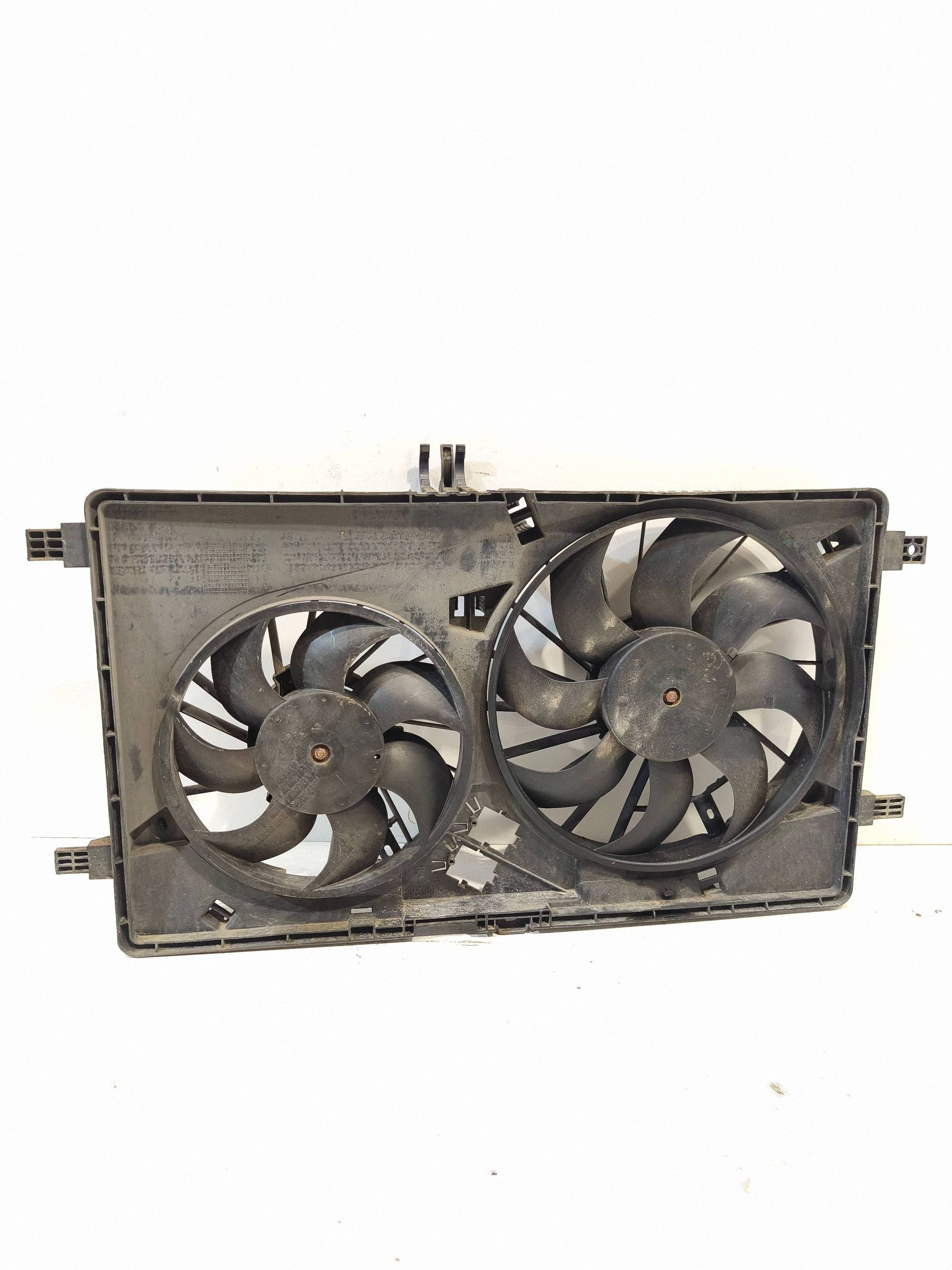 Ventilateur RENAULT MASTER III VLO20990 image 4