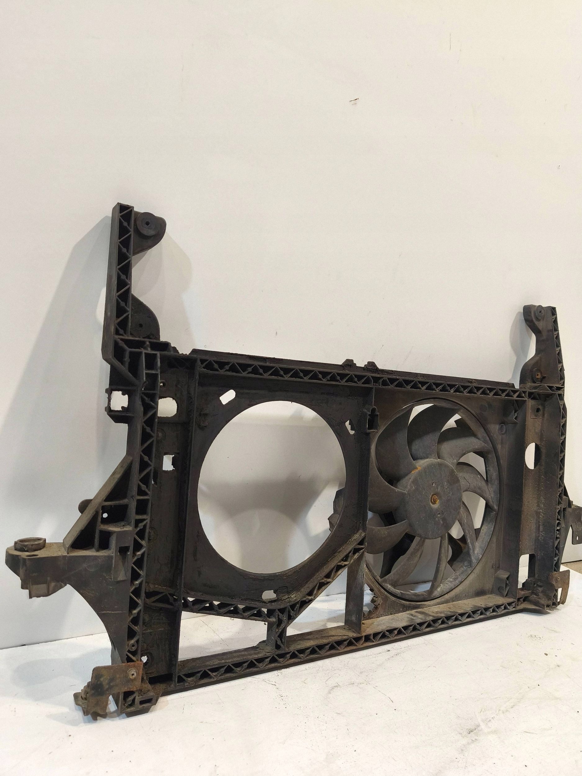 Ventilateur radiateur Renault Master II 8200705111 image 3