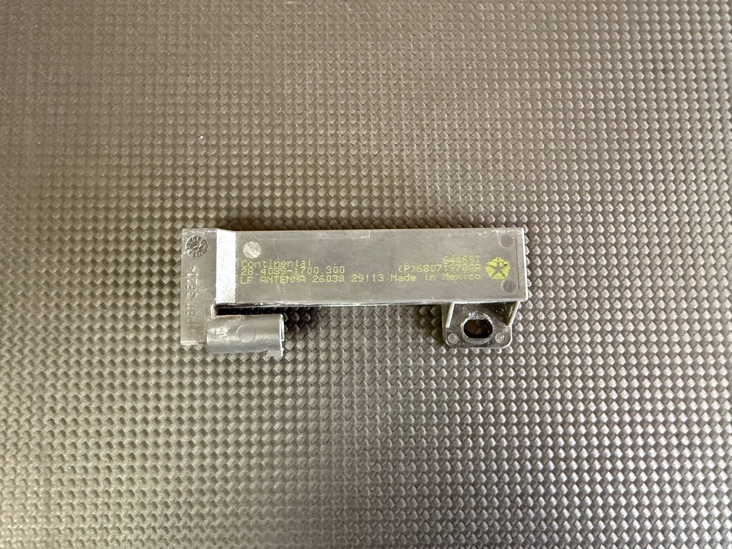 Antenne KEYLESS ENTRY Maserati Ghibli 680719789A image 2